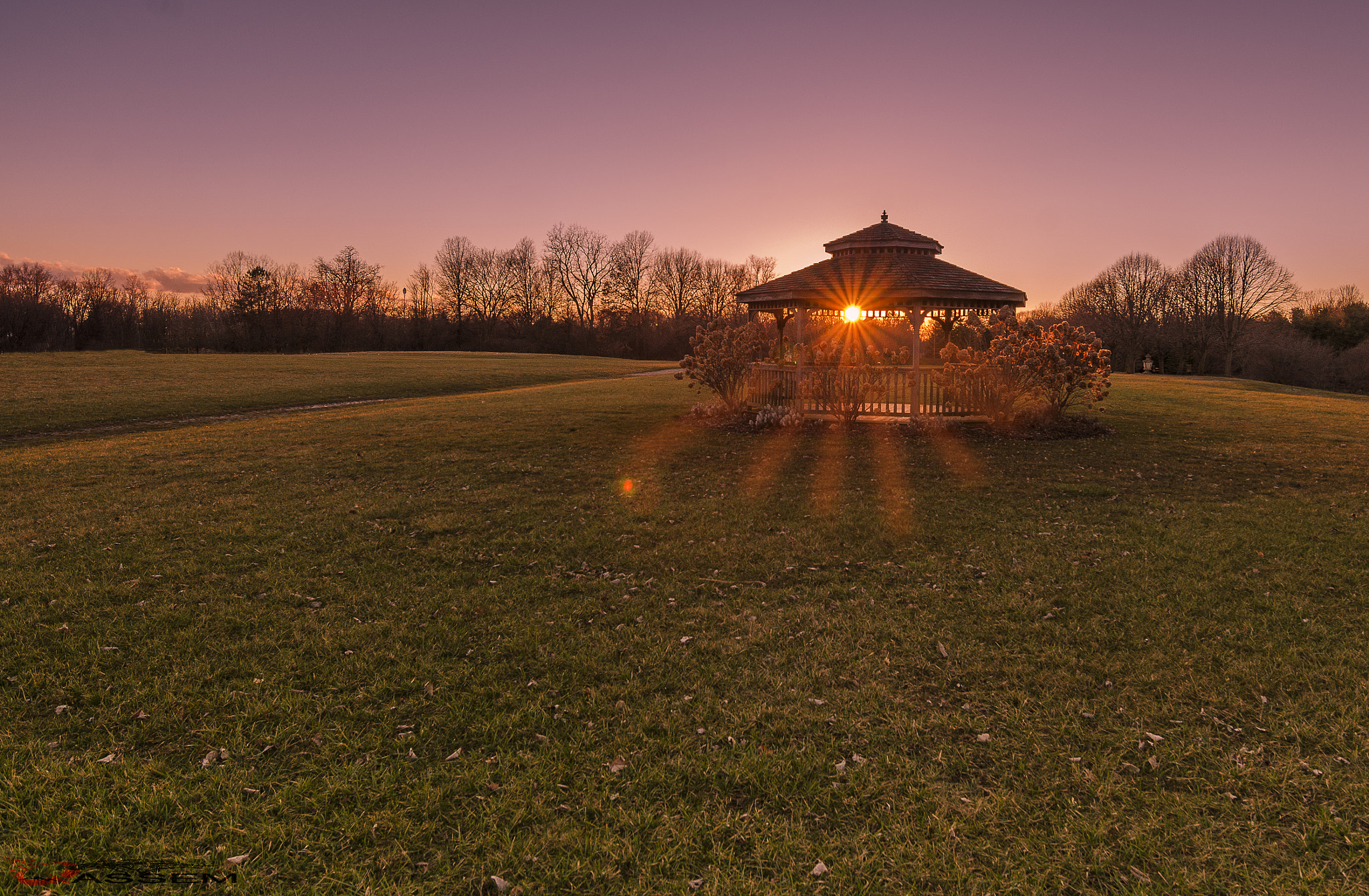 Nikon D7000 + Tokina AT-X Pro 11-16mm F2.8 DX II sample photo. The sun inside a house photography