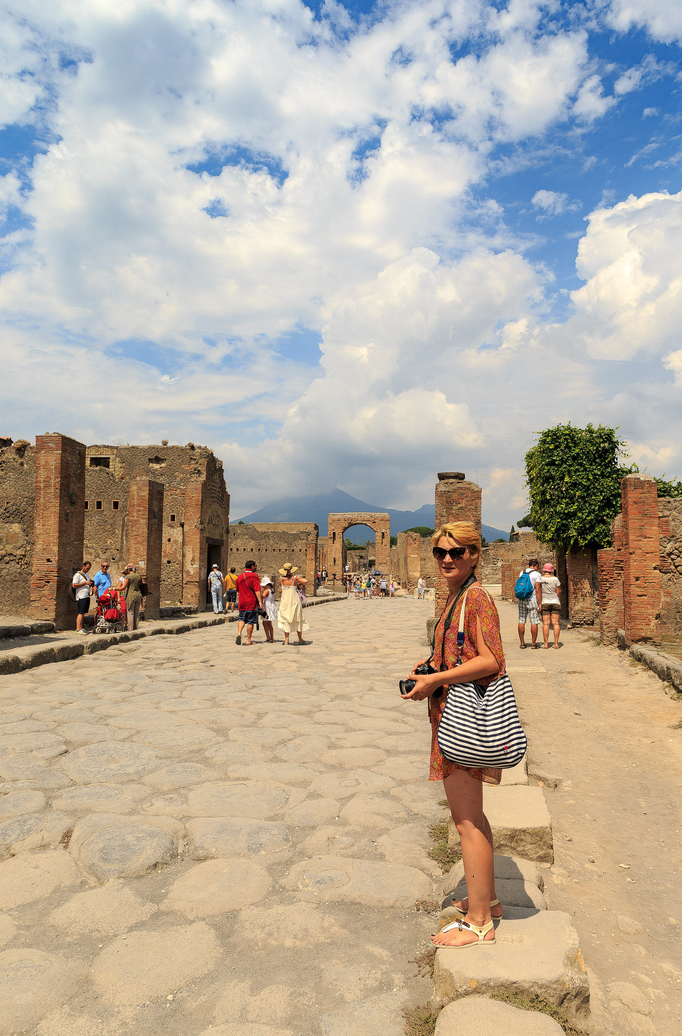 Canon EOS-1D X sample photo. Enjoying pompeii photography