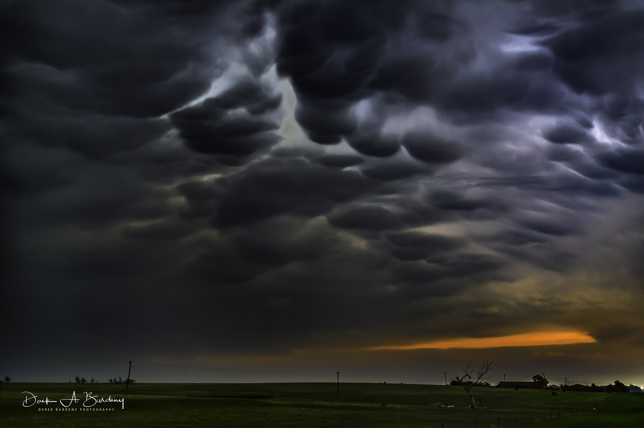 Nikon D3S sample photo. Mammatus clouds photography