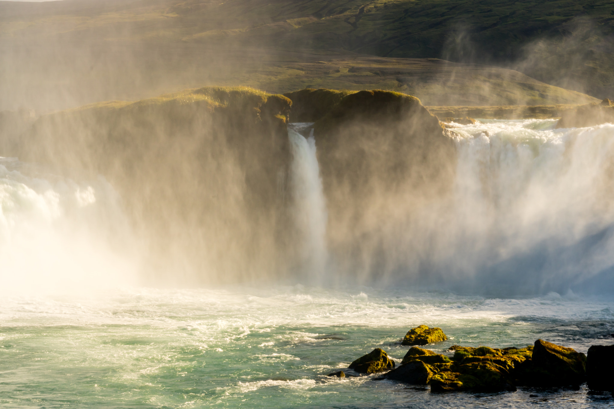 Canon EOS 760D (EOS Rebel T6s / EOS 8000D) sample photo. Godafoss iceland photography