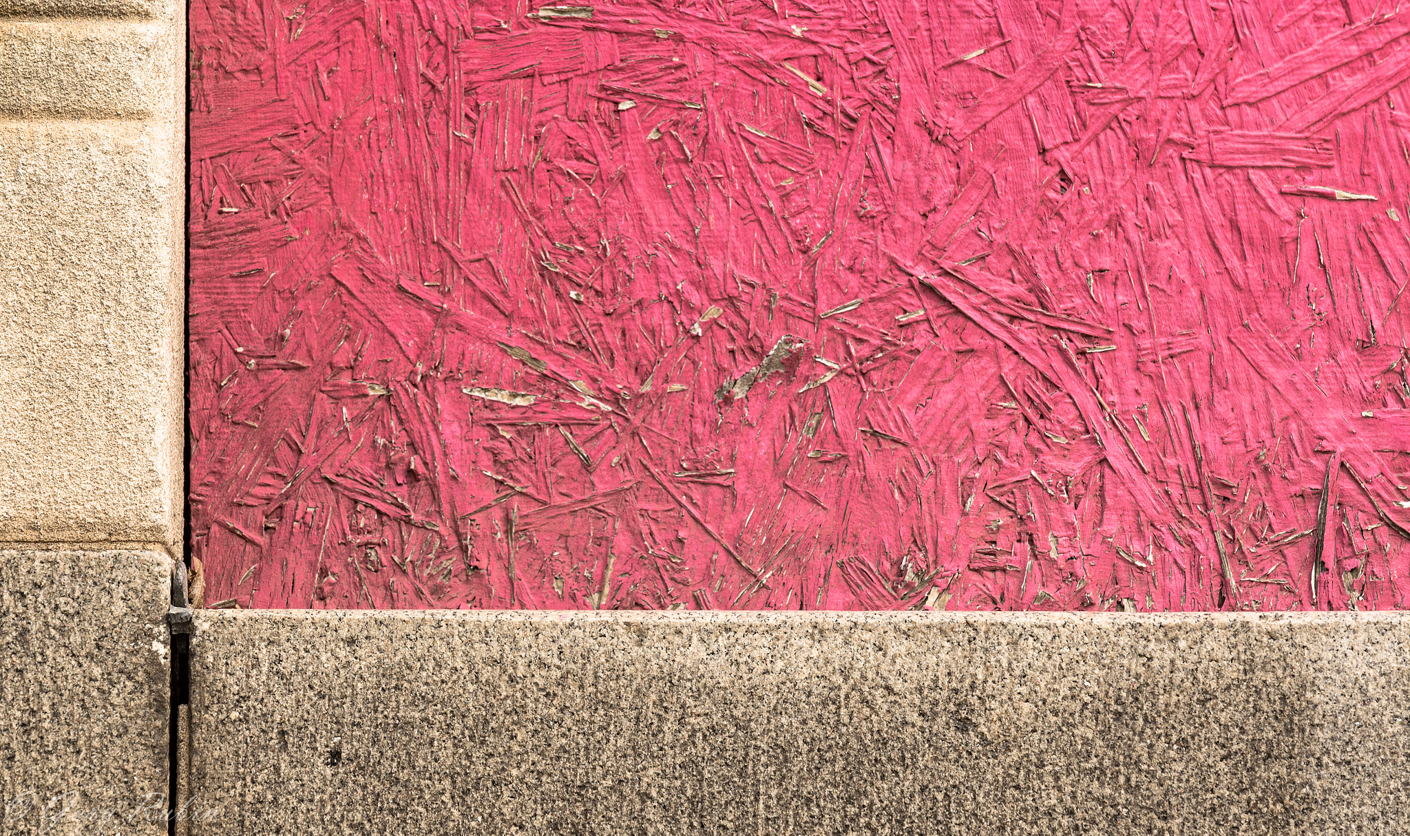 AF-S Zoom-Nikkor 80-200mm f/2.8D IF-ED sample photo. Pink wood and cement photography