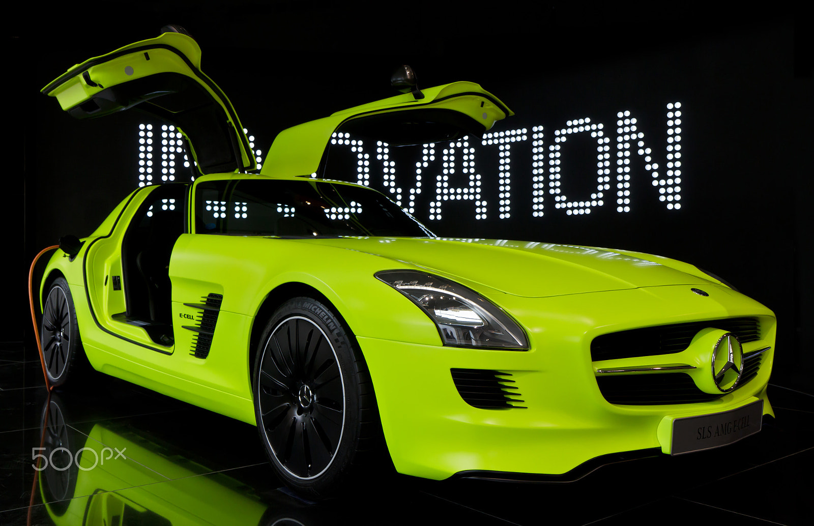 Canon EF-S 17-55mm F2.8 IS USM sample photo. Mercedes sls amg e-cell photography