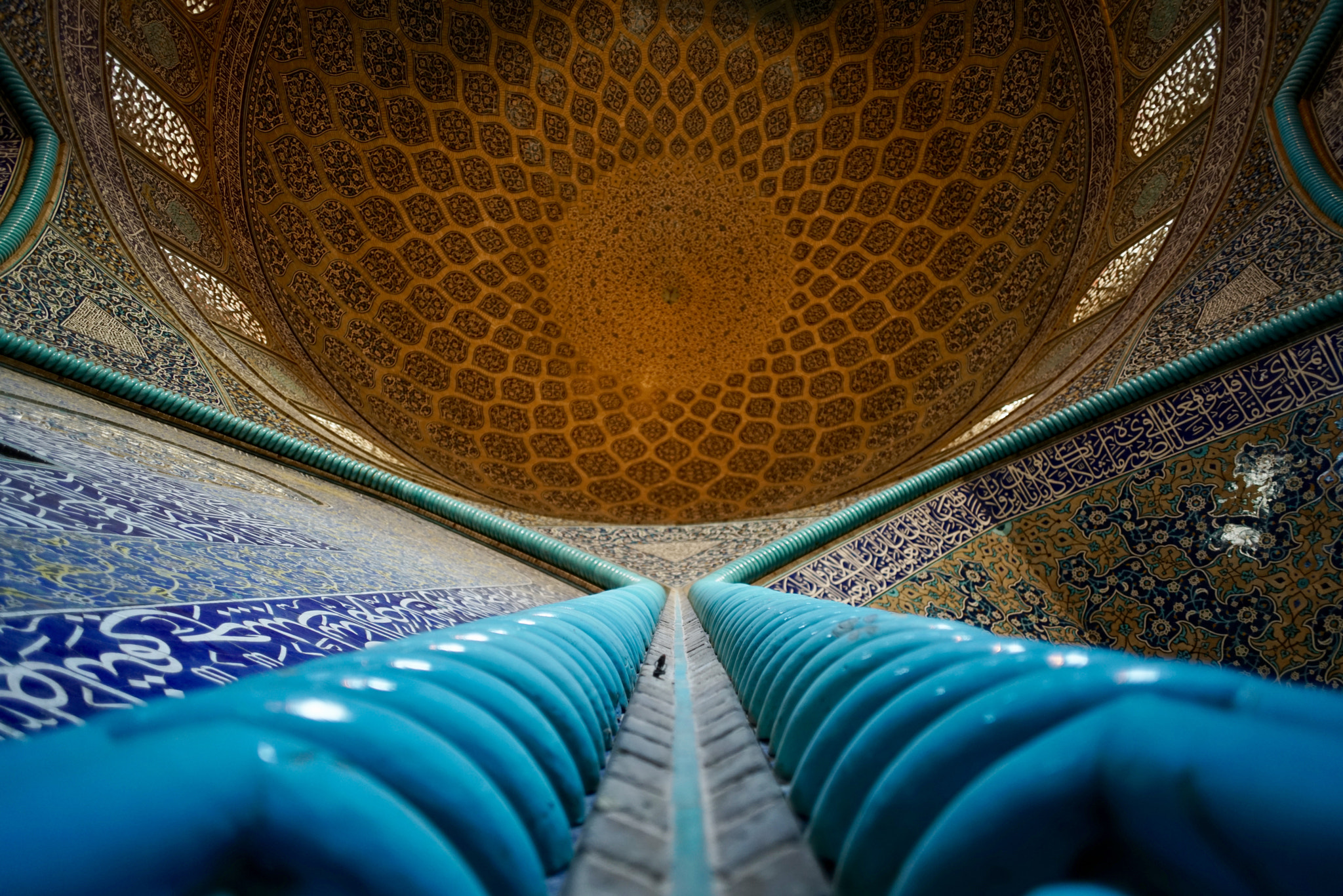 Sony 20mm F2.8 sample photo. Shaikh lotfollah, esfahan photography