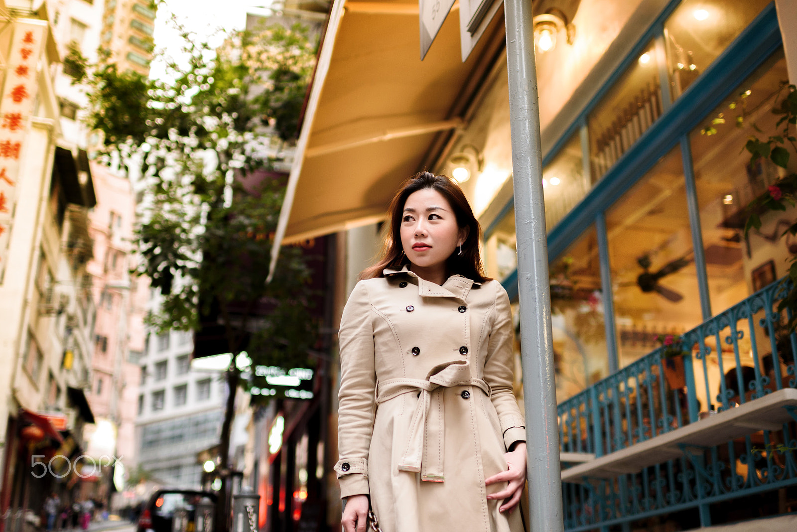Nikon AF-S Nikkor 35mm F1.4G sample photo. Walking around langkuaifang of hk photography