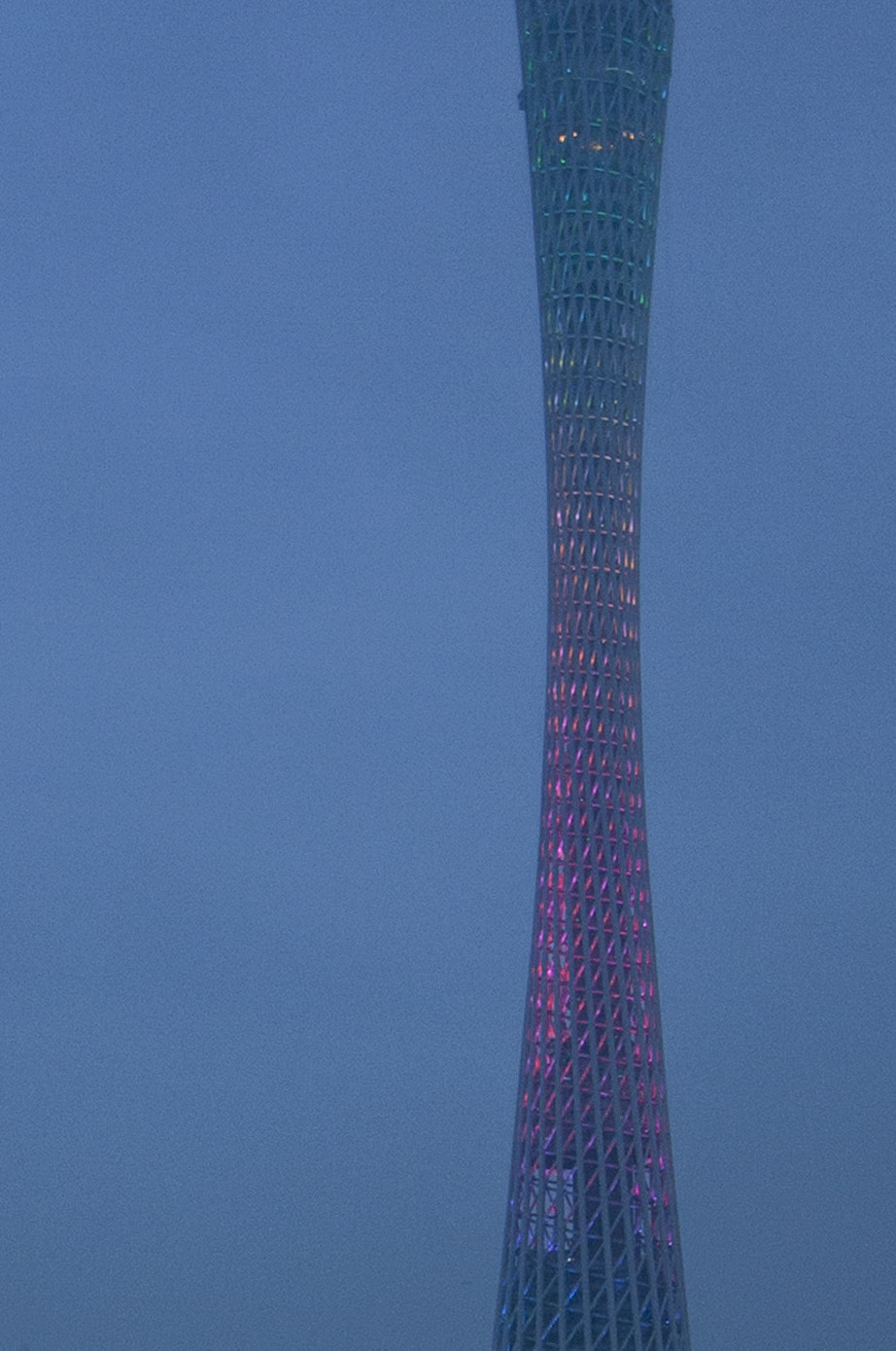 Canon EF-S 10-22mm F3.5-4.5 USM sample photo. Canton tower, guangzhou photography