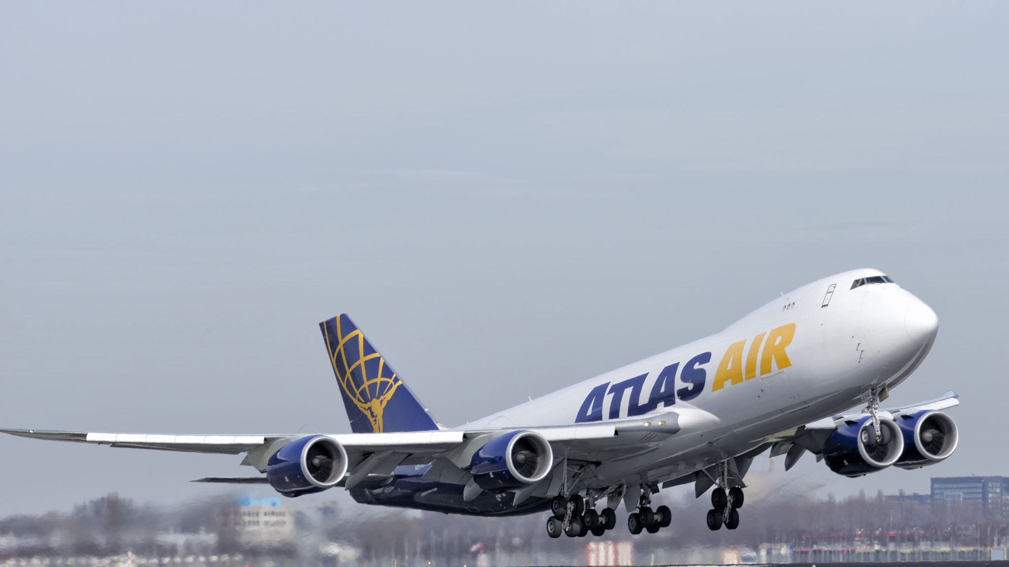 Sony a6000 + Sony FE 70-200mm F4 G OSS sample photo. Ngt atlas air boeing f cn photography