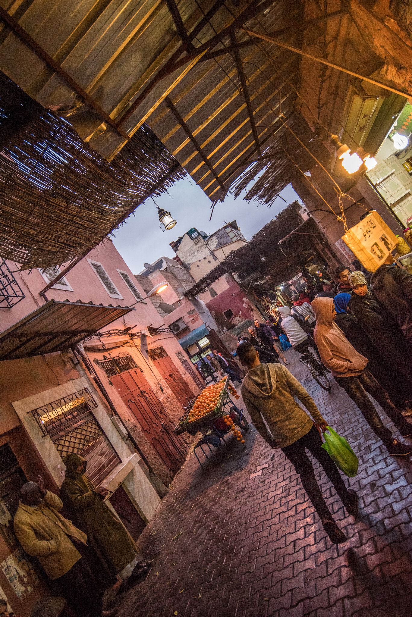 Nikon AF-S Nikkor 18-35mm F3.5-4.5G ED sample photo. Street of marrakech photography