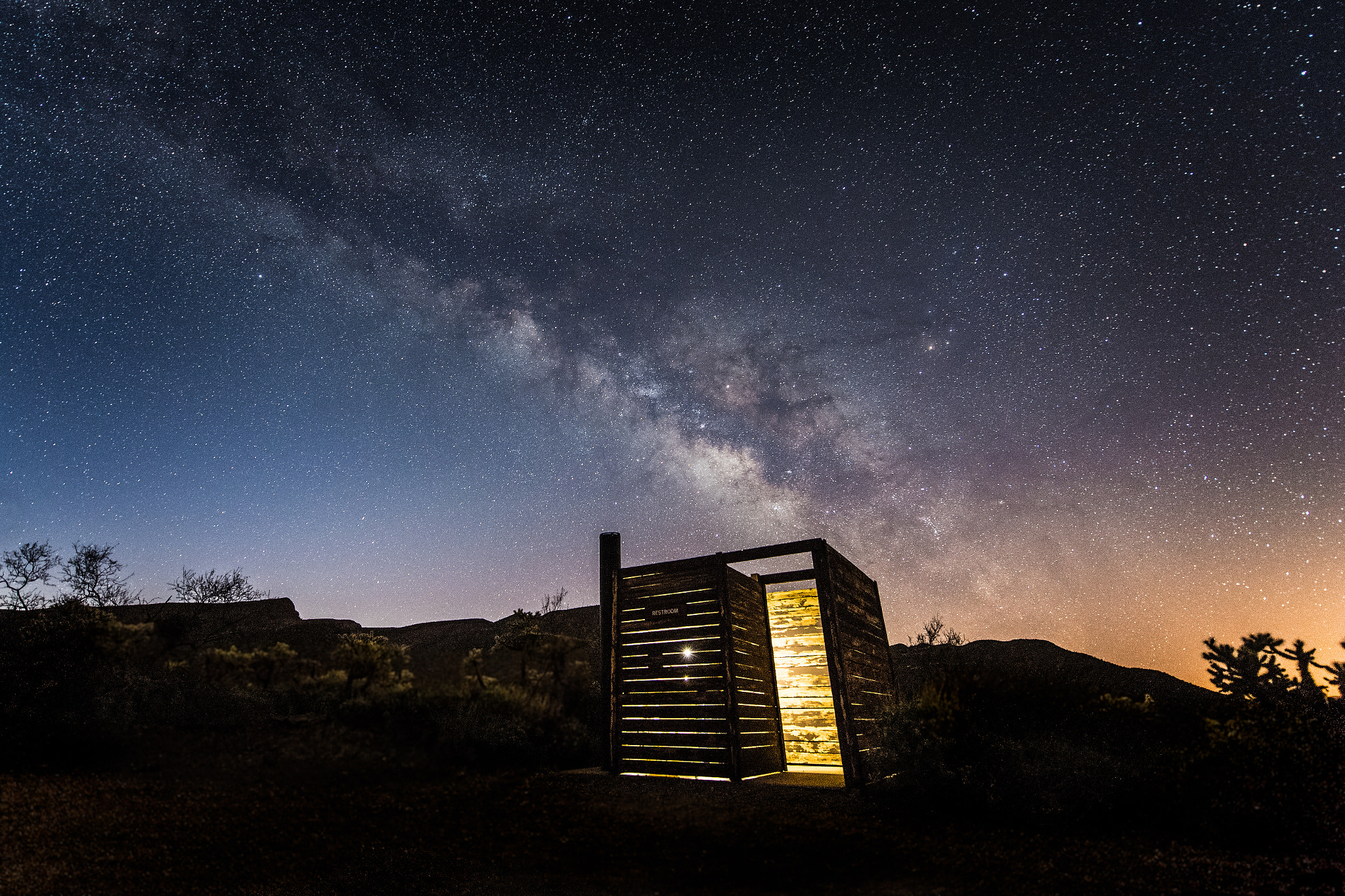 Nikon D5 + Nikon AF-S Nikkor 14-24mm F2.8G ED sample photo. Arizona restroom photography