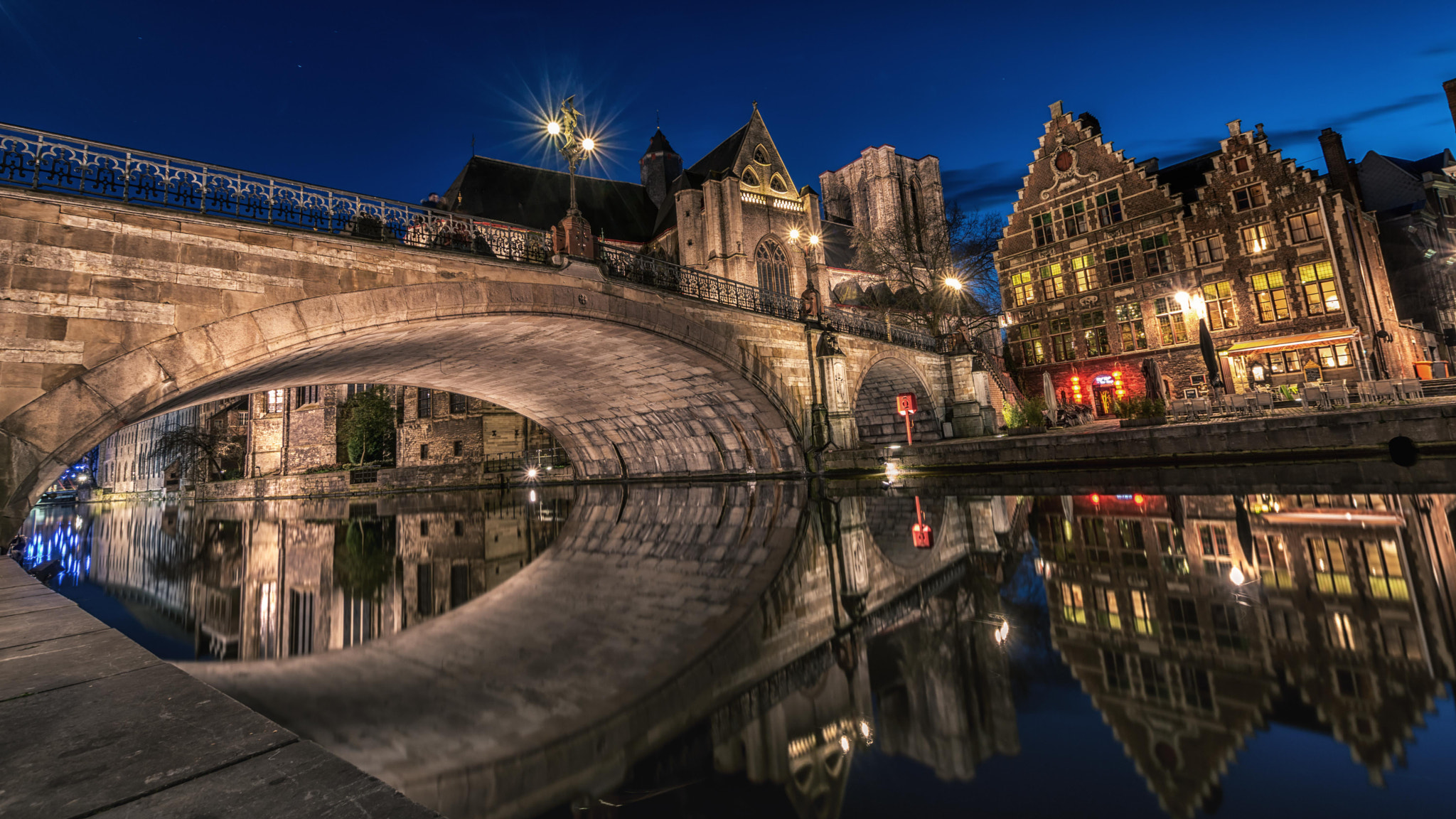 Sigma 10-20mm F3.5 EX DC HSM sample photo. Sint-michielbridge and -church ghent photography