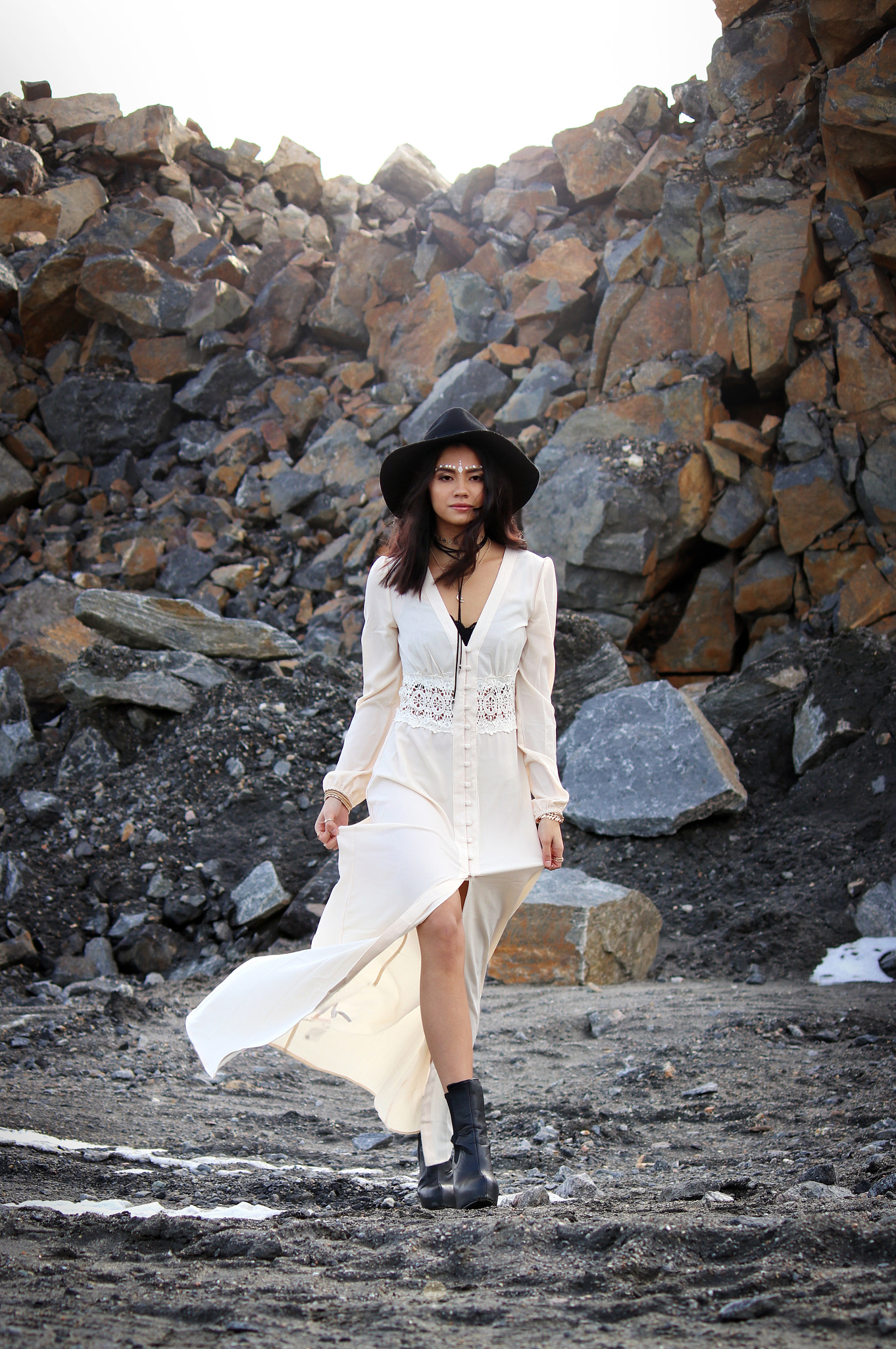 Canon EF-S 55-250mm F4-5.6 IS sample photo. Boho shoot photography