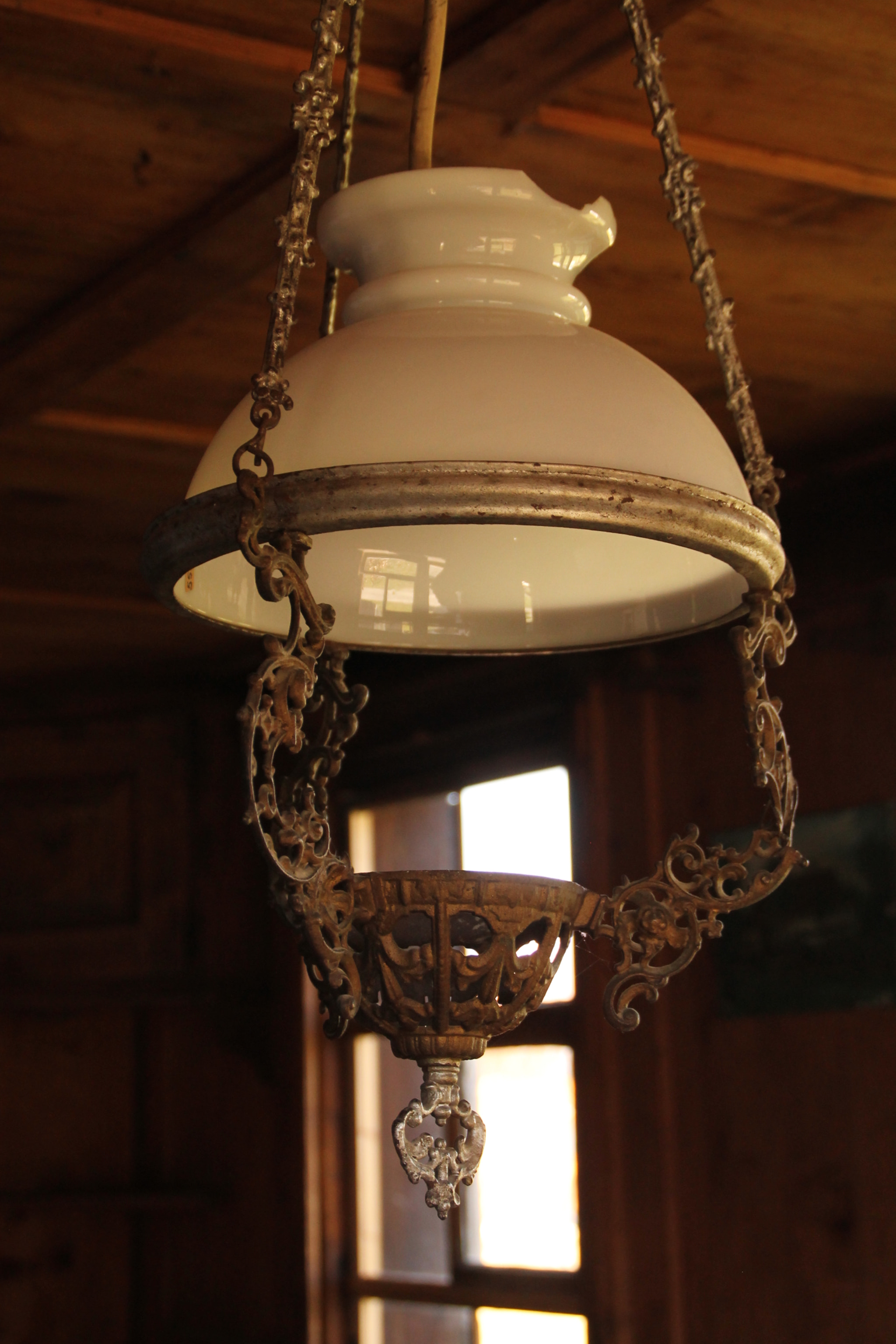 Canon EOS 1100D (EOS Rebel T3 / EOS Kiss X50) sample photo. Lamp photography