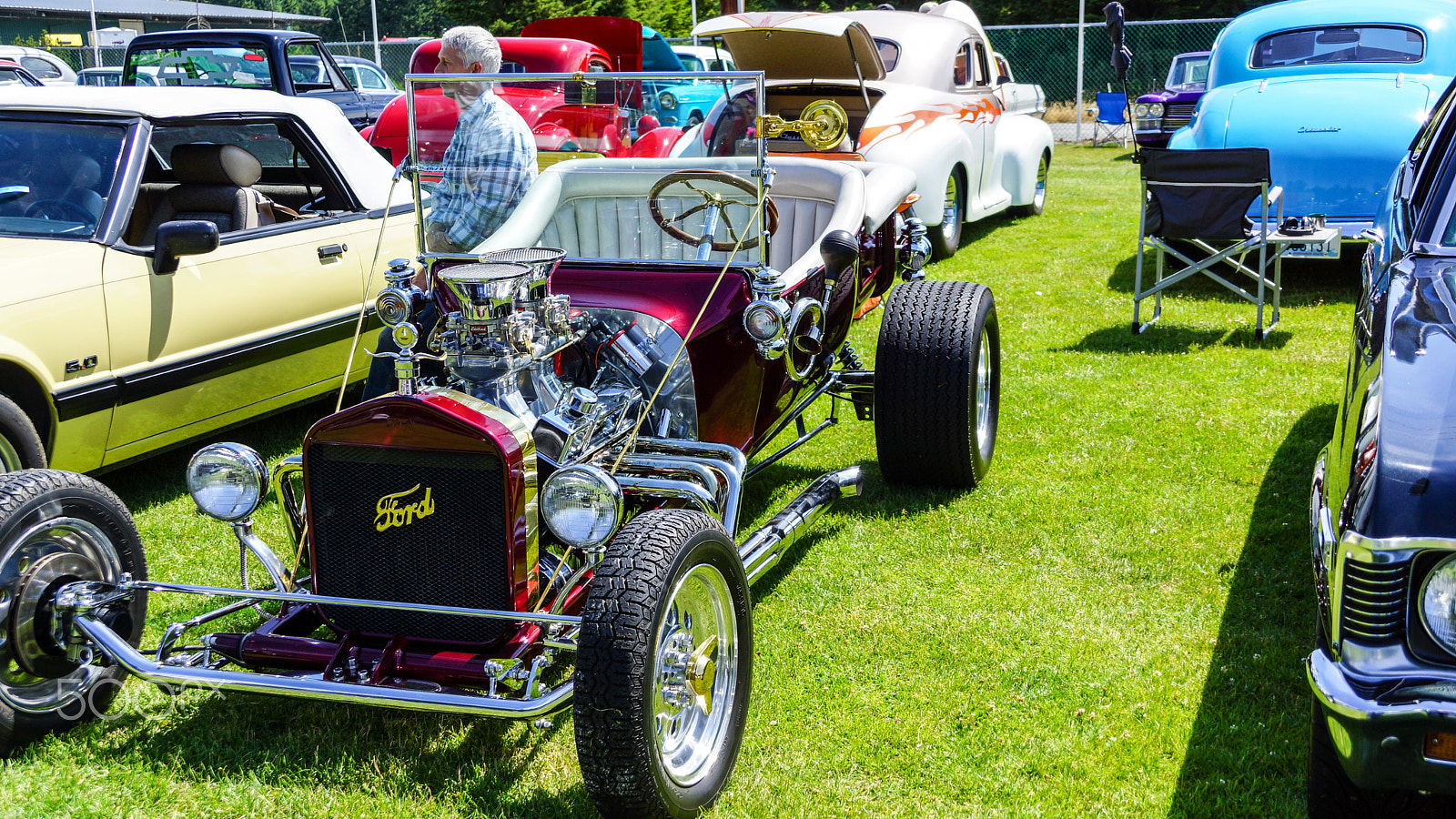 Sony SLT-A77 + Sony DT 18-135mm F3.5-5.6 SAM sample photo. Hot rod show photography