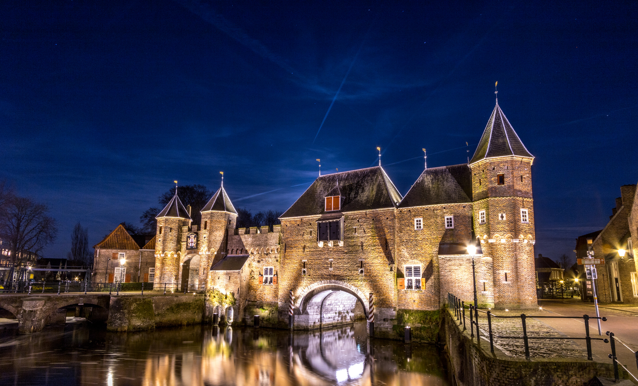 Canon EOS 760D (EOS Rebel T6s / EOS 8000D) sample photo. Amersfoort koppelpoort front photography