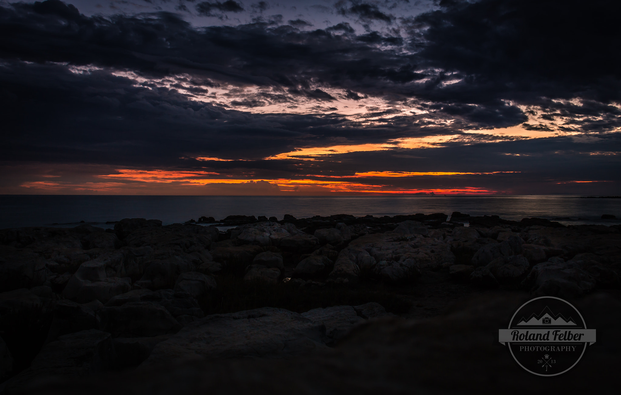 Canon EF-S 18-200mm F3.5-5.6 IS sample photo. Umag sunset photography