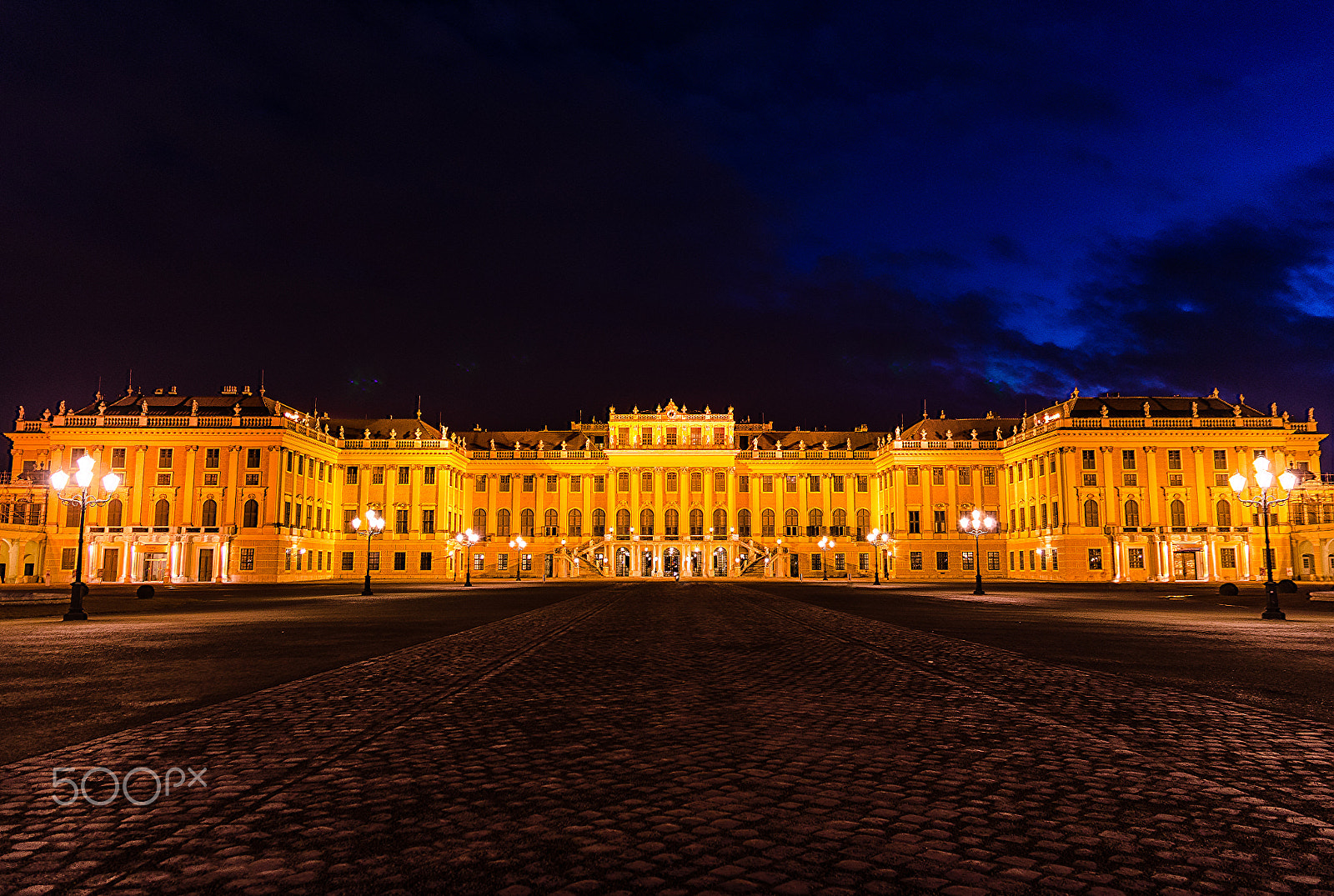 Sigma 17-70mm F2.8-4 DC Macro OS HSM | C sample photo. Palace lights photography
