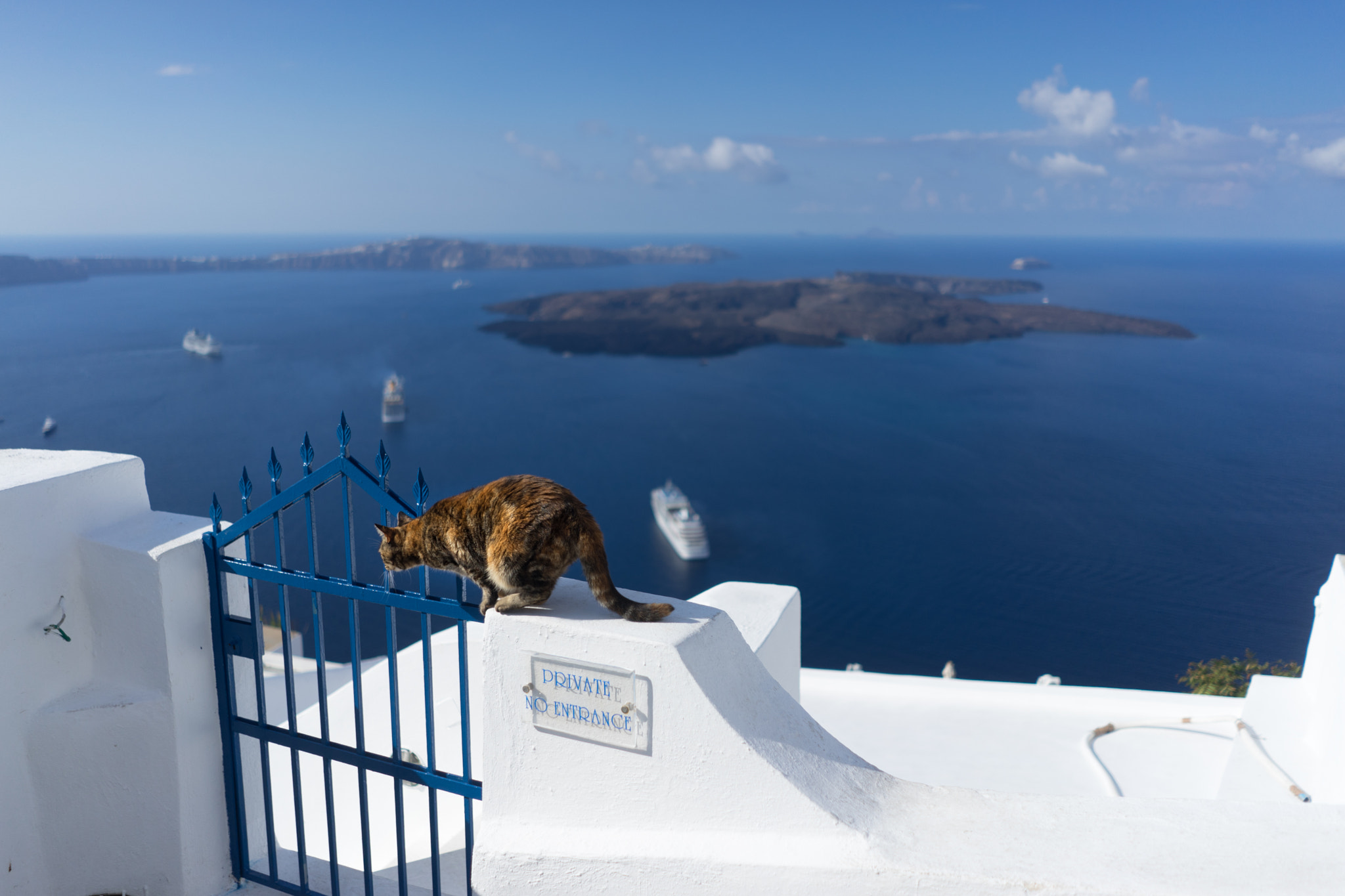 Sony FE 28mm F2 sample photo. Santorini photography