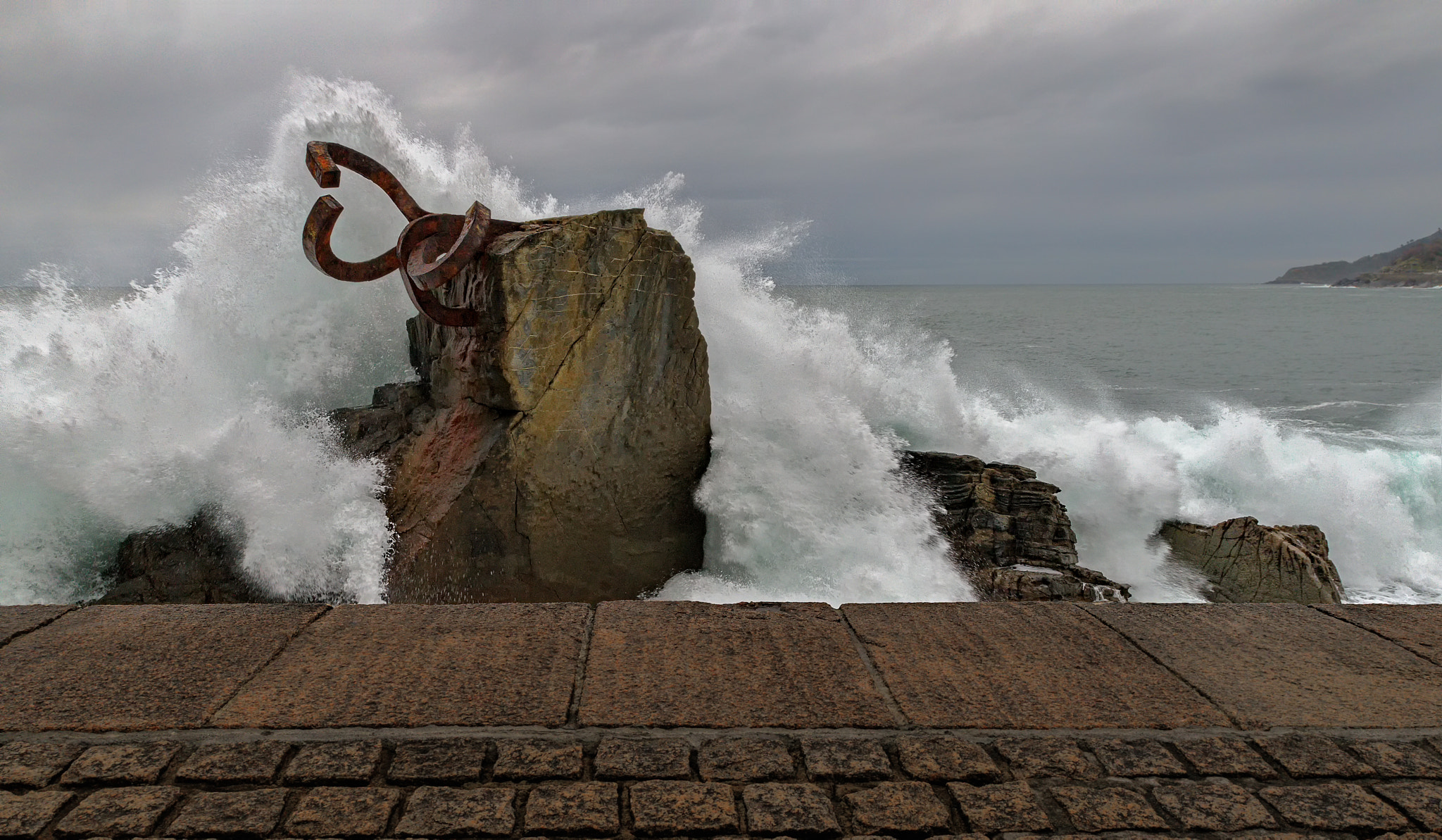 Sony a7 II sample photo. Peine del viento photography