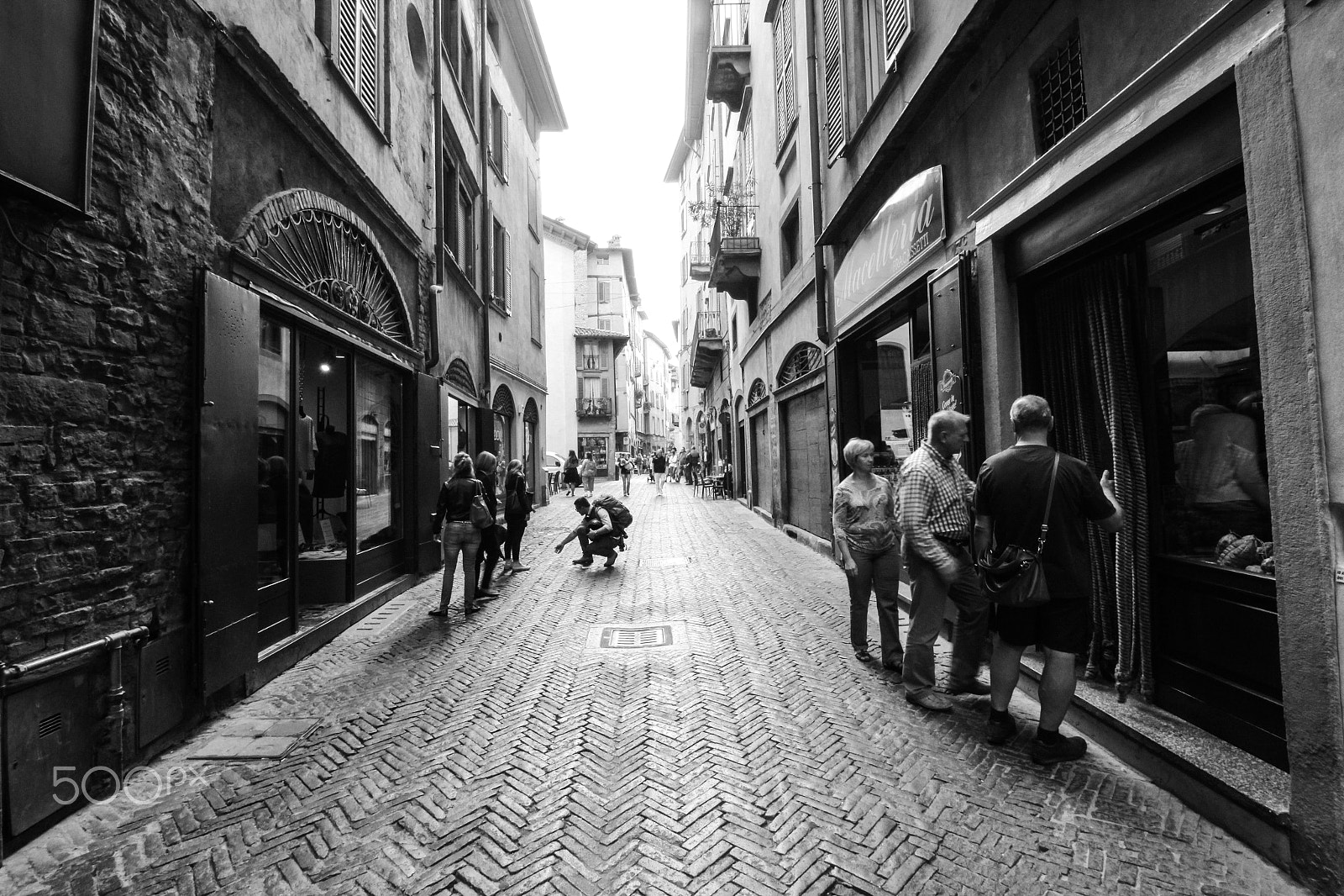 Canon EOS 1200D (EOS Rebel T5 / EOS Kiss X70 / EOS Hi) sample photo. Bergamo photography