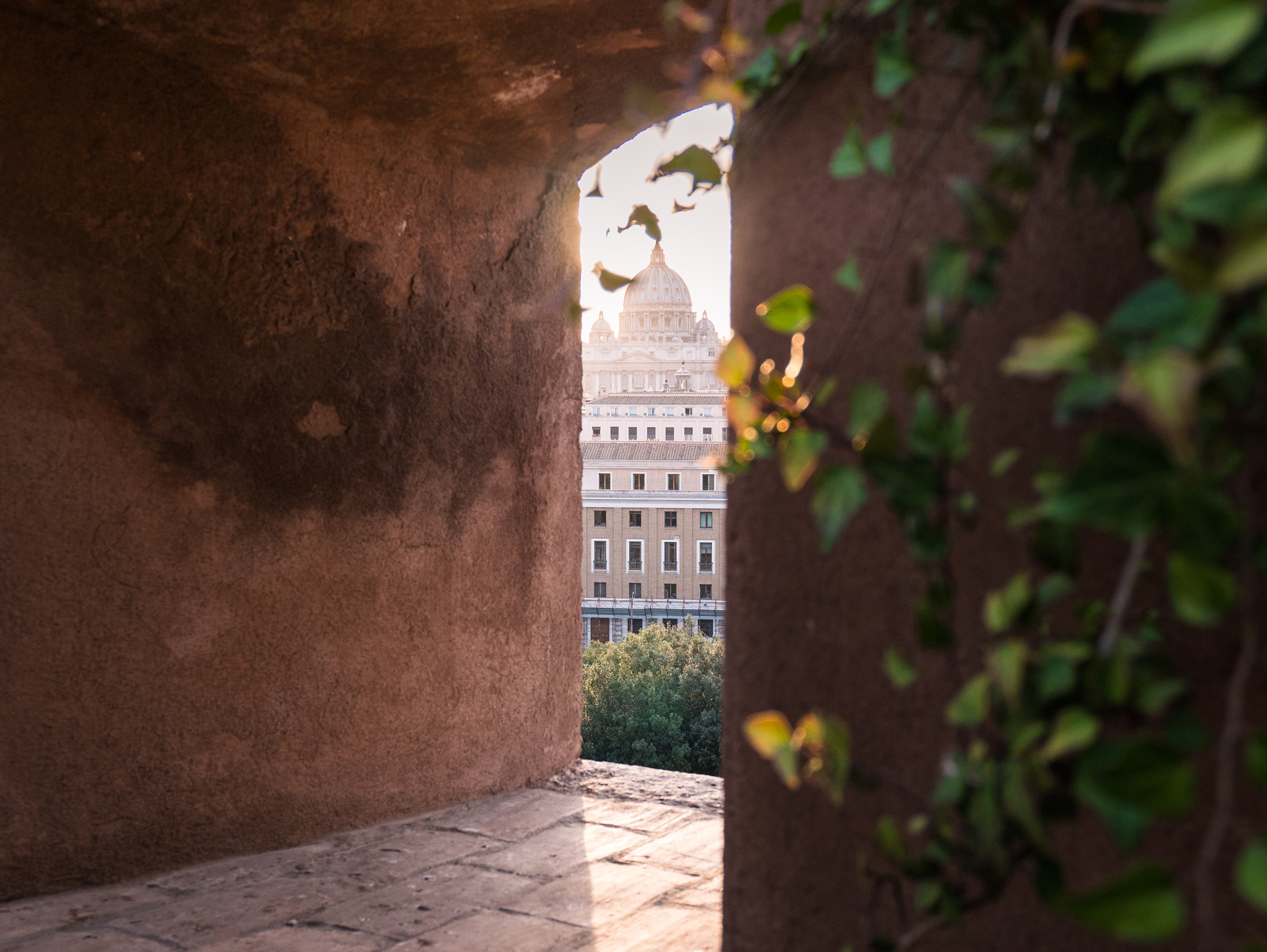 Panasonic Lumix DMC-GX85 (Lumix DMC-GX80 / Lumix DMC-GX7 Mark II) sample photo. San pietro from castel sant'angelo photography