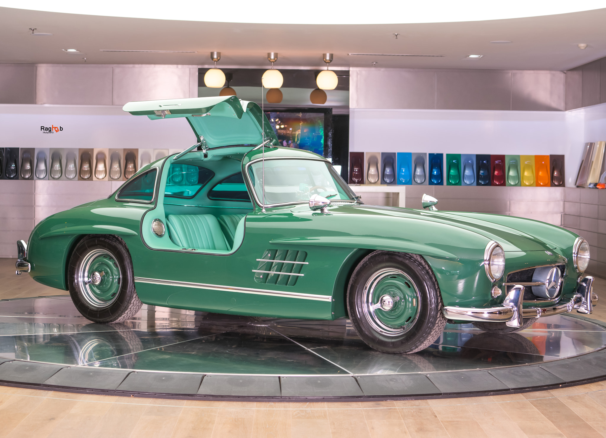 Sony a7R II + Sony FE 70-200mm F4 G OSS sample photo. Mercedes benz old models photography