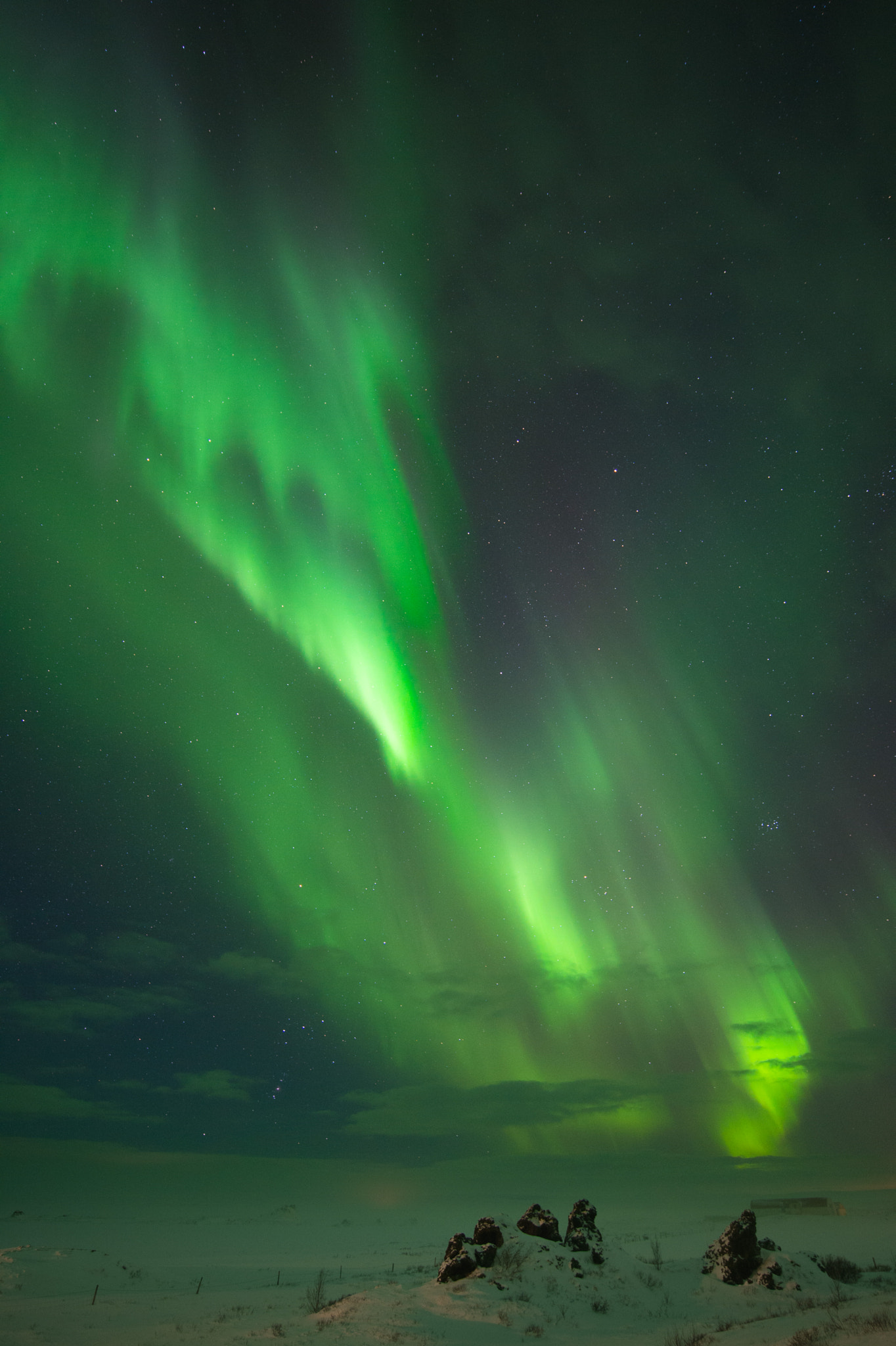 Nikon AF-S Nikkor 18-35mm F3.5-4.5G ED sample photo. Aurora photography
