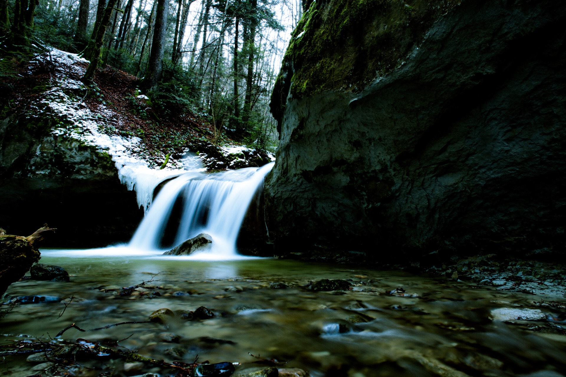 Canon EF 24mm F2.8 sample photo