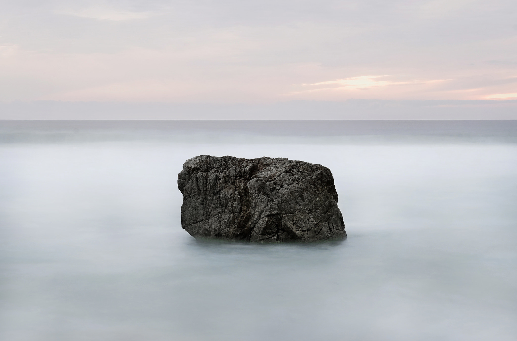 Fujifilm X-T1 + Fujifilm XF 56mm F1.2 R sample photo. Ottoman rock garappata beach photography