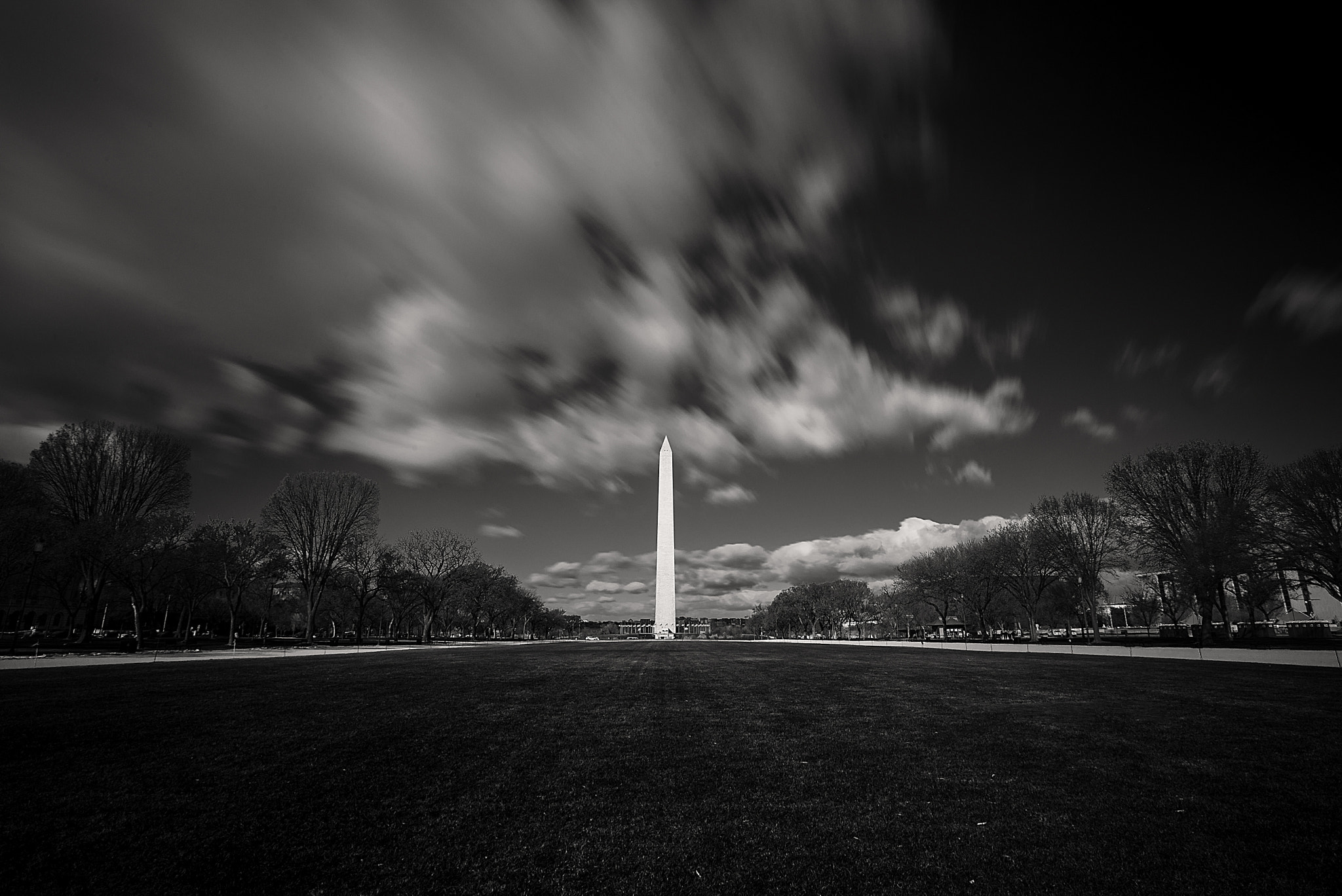 Nikon AF-S Nikkor 17-35mm F2.8D ED-IF sample photo. Washington monument photography