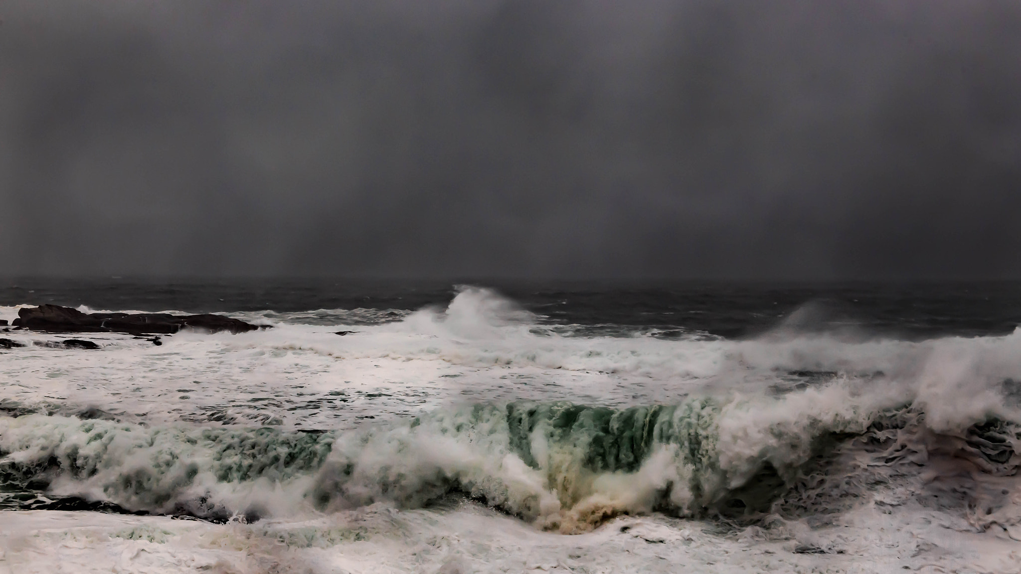 Canon EF 28-135mm F3.5-5.6 IS USM sample photo. Storm surf photography