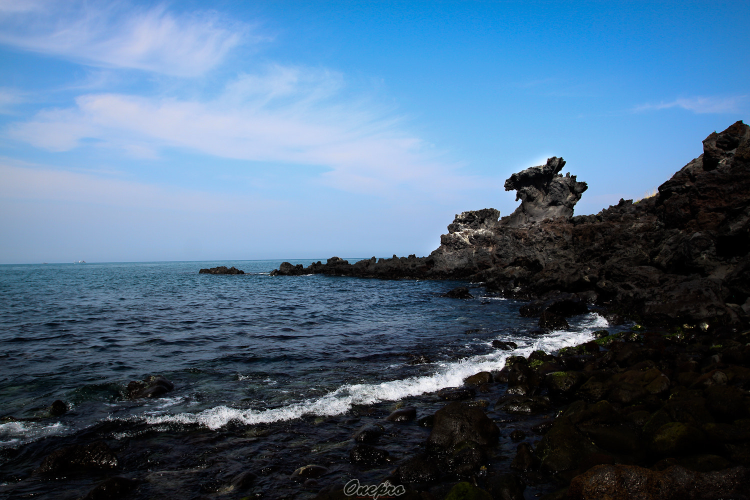 Canon EOS 50D + Canon EF 17-40mm F4L USM sample photo. Onepro - 용두암 (yongduam) photography