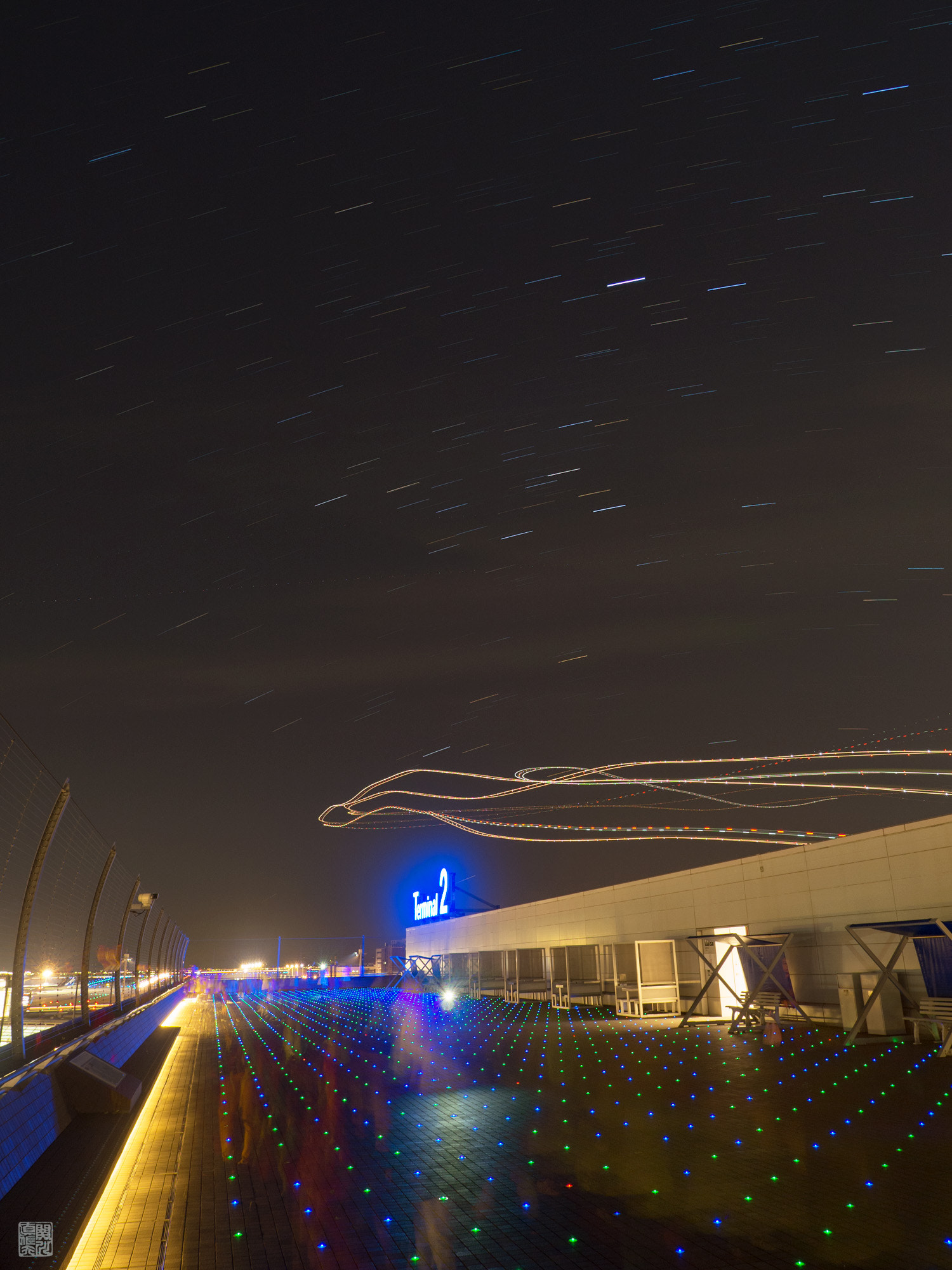 Olympus OM-D E-M10 II + OLYMPUS M.12mm F2.0 sample photo. Stars over airport photography