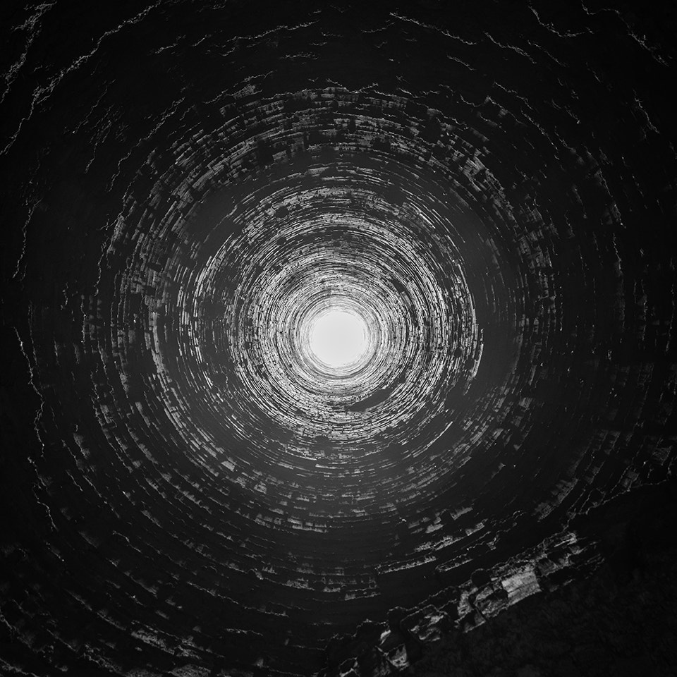 Nikon D7200 sample photo. Spiraling into control photography
