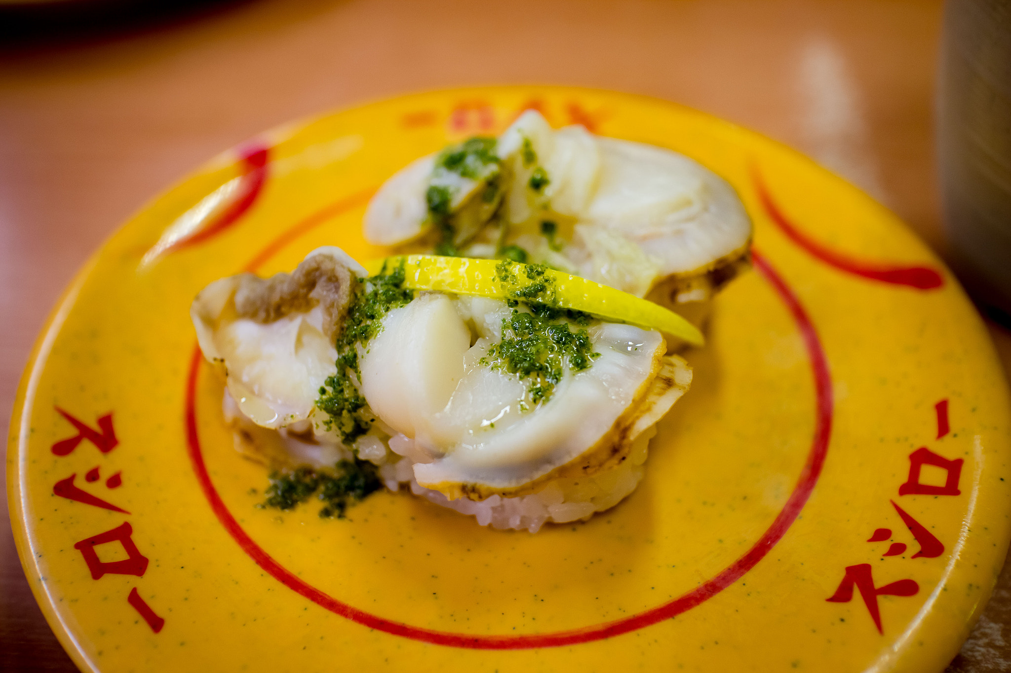 Canon EOS M + Canon EF-M 22mm F2 STM sample photo. Sushi photography