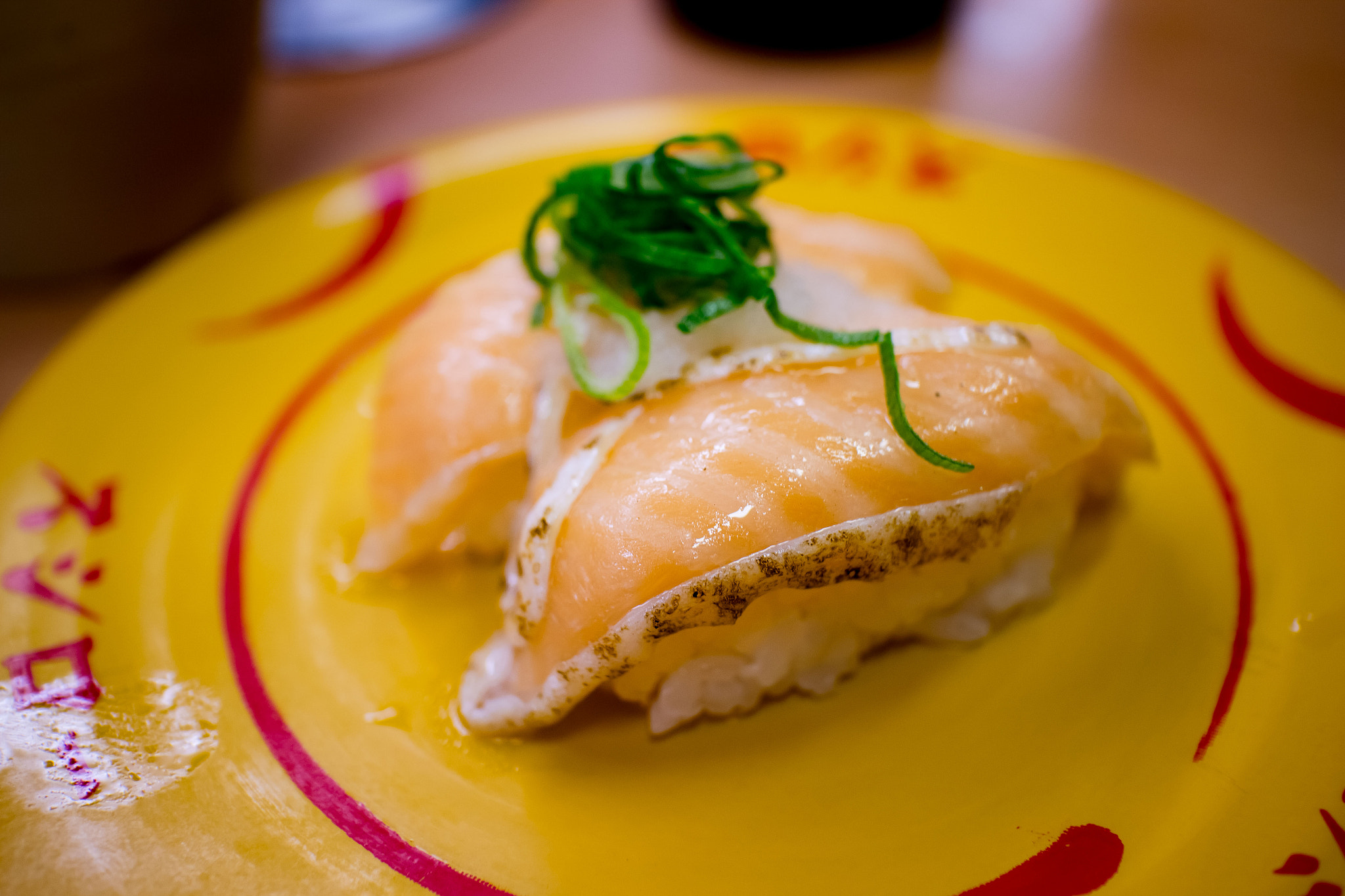 Canon EOS M + Canon EF-M 22mm F2 STM sample photo. Sushi photography