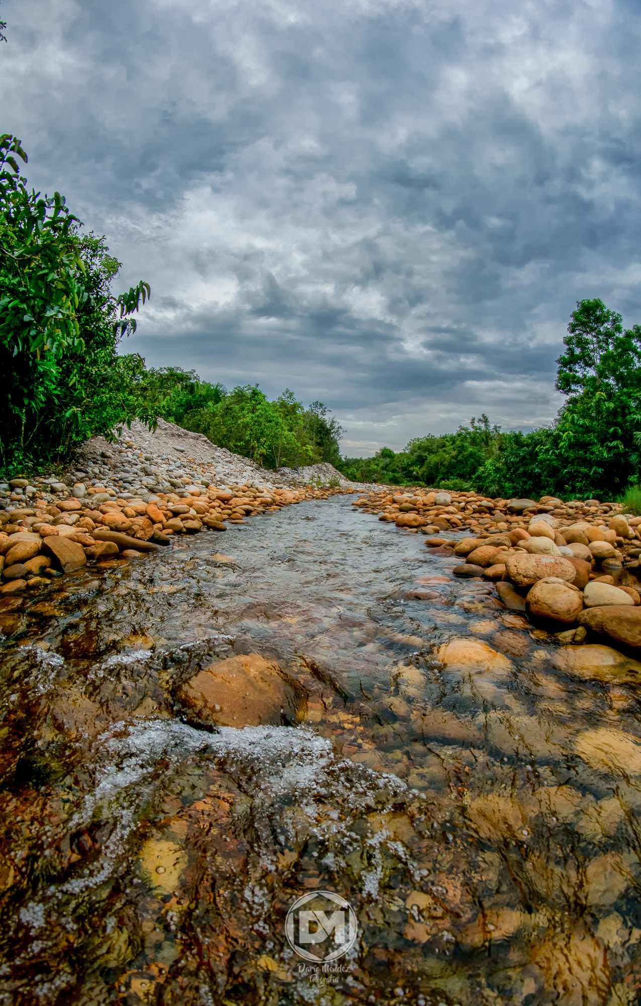 Nikon D5300 + Samyang 8mm F3.5 Aspherical IF MC Fisheye sample photo. Agua clara... photography