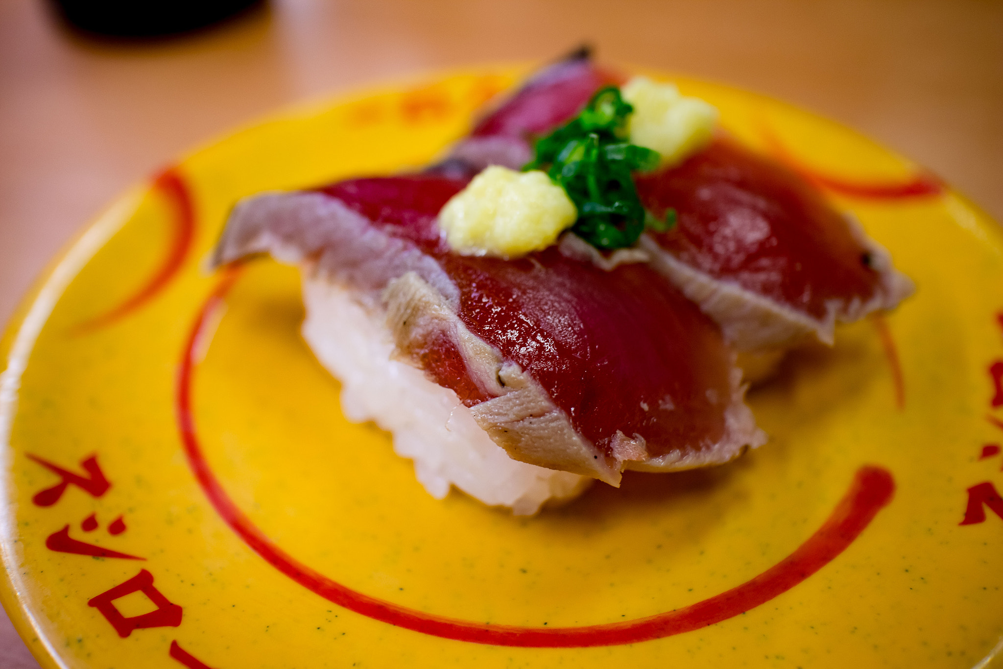 Canon EOS M + Canon EF-M 22mm F2 STM sample photo. Sushi photography