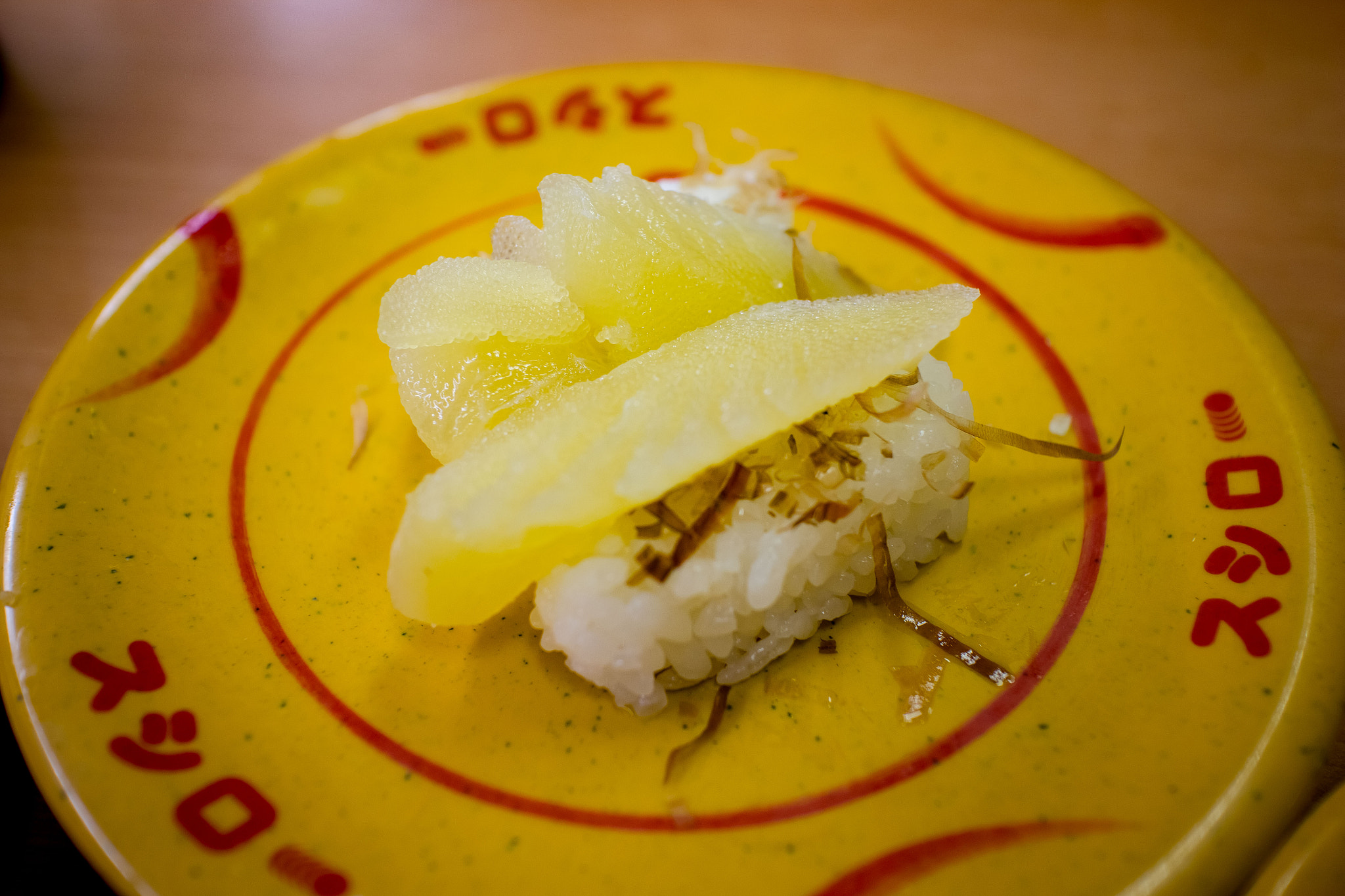 Canon EF-M 22mm F2 STM sample photo. Sushi photography