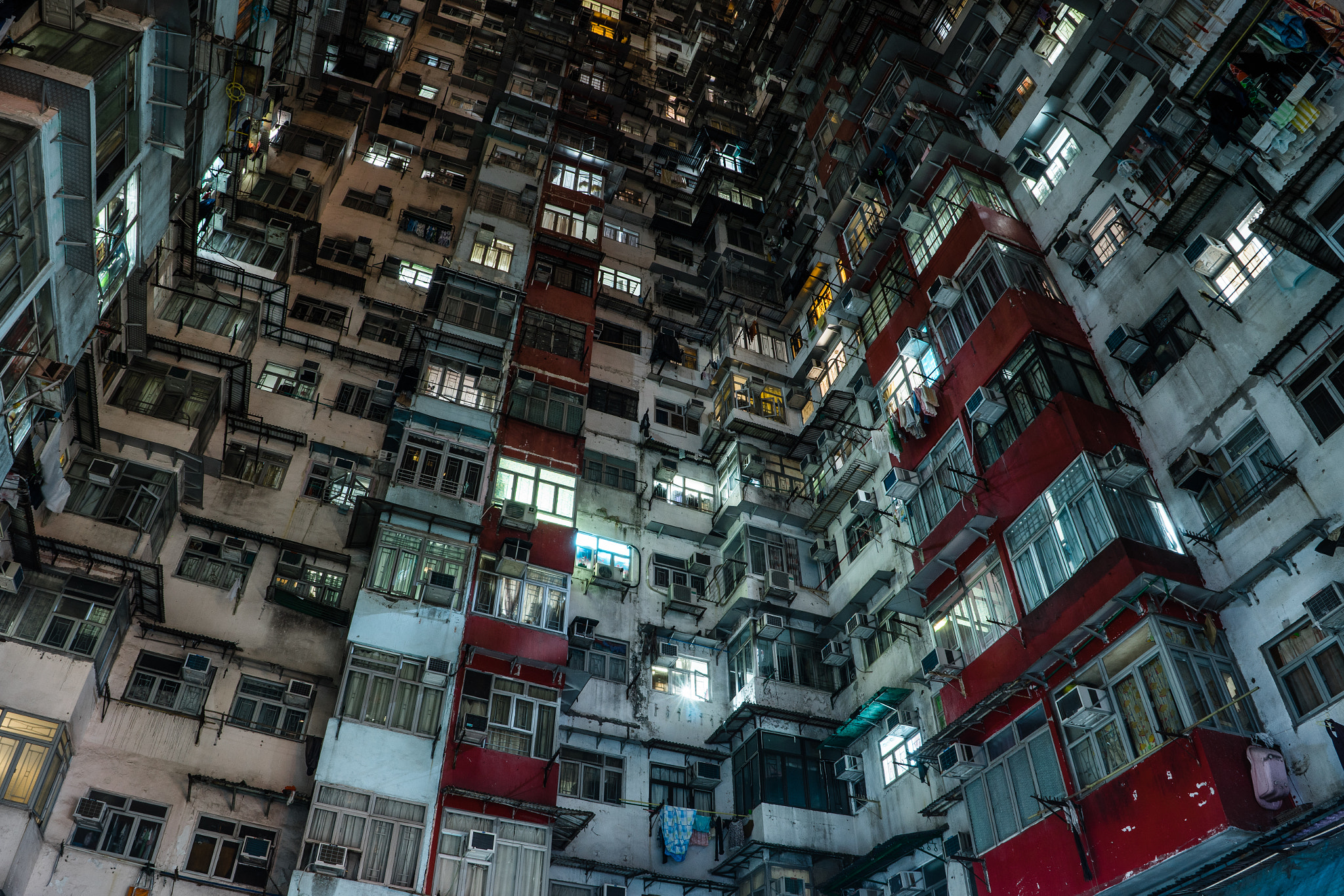 Sony a7 sample photo. Compact building in hong kong photography
