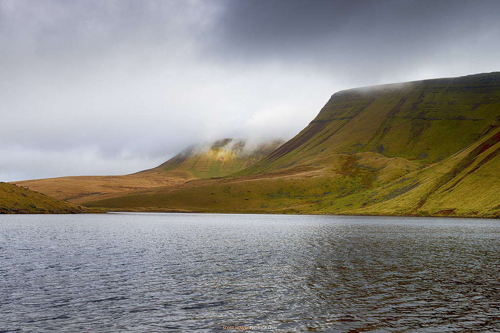 Nikon AF-S Nikkor 16-35mm F4G ED VR sample photo. Llyn y fan fach photography