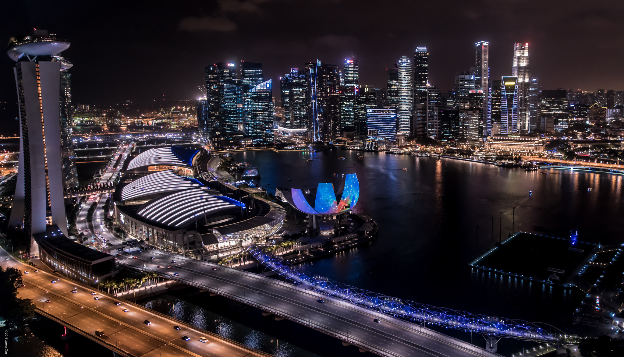 24-70mm F2.8 G SSM OSS sample photo. Singapore night skyline from flyer photography