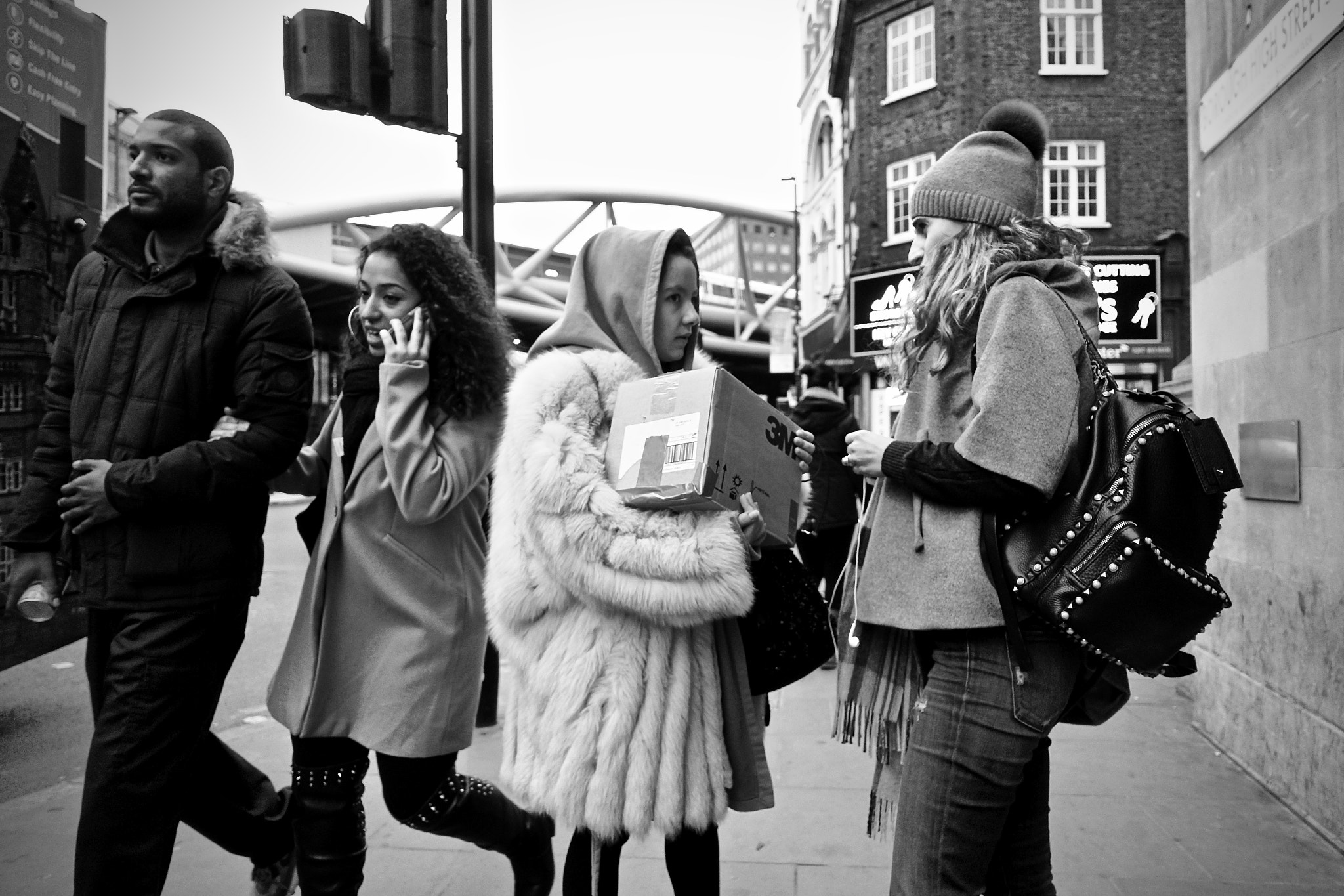 Sony Cyber-shot DSC-RX100 IV + Sony 24-70mm F1.8-2.8 sample photo. London, uk. photography