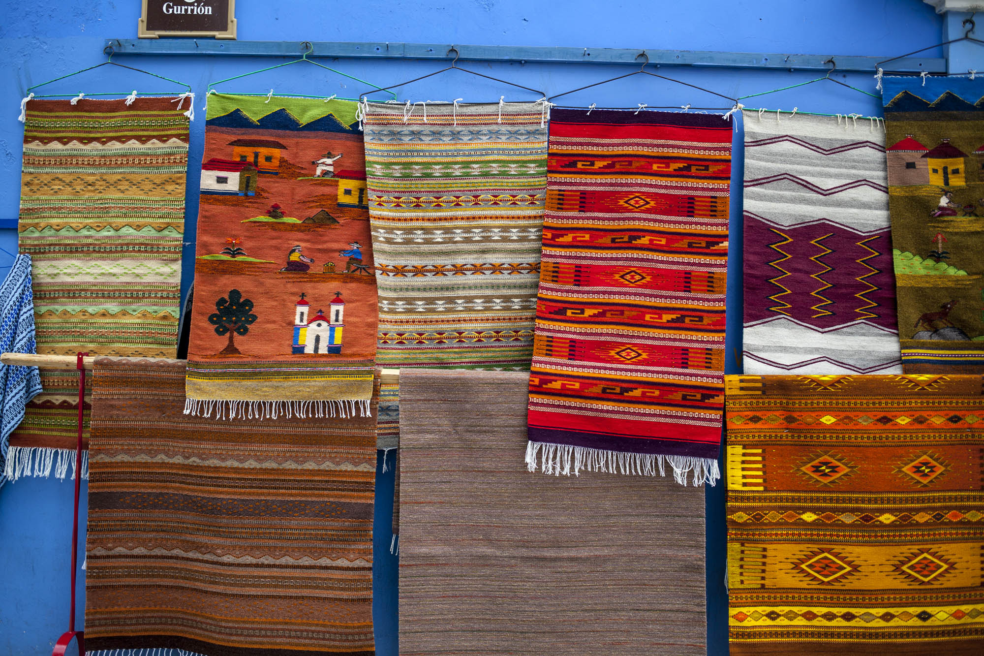 Canon EF 35mm F2 IS USM sample photo. Oaxaca weavers photography