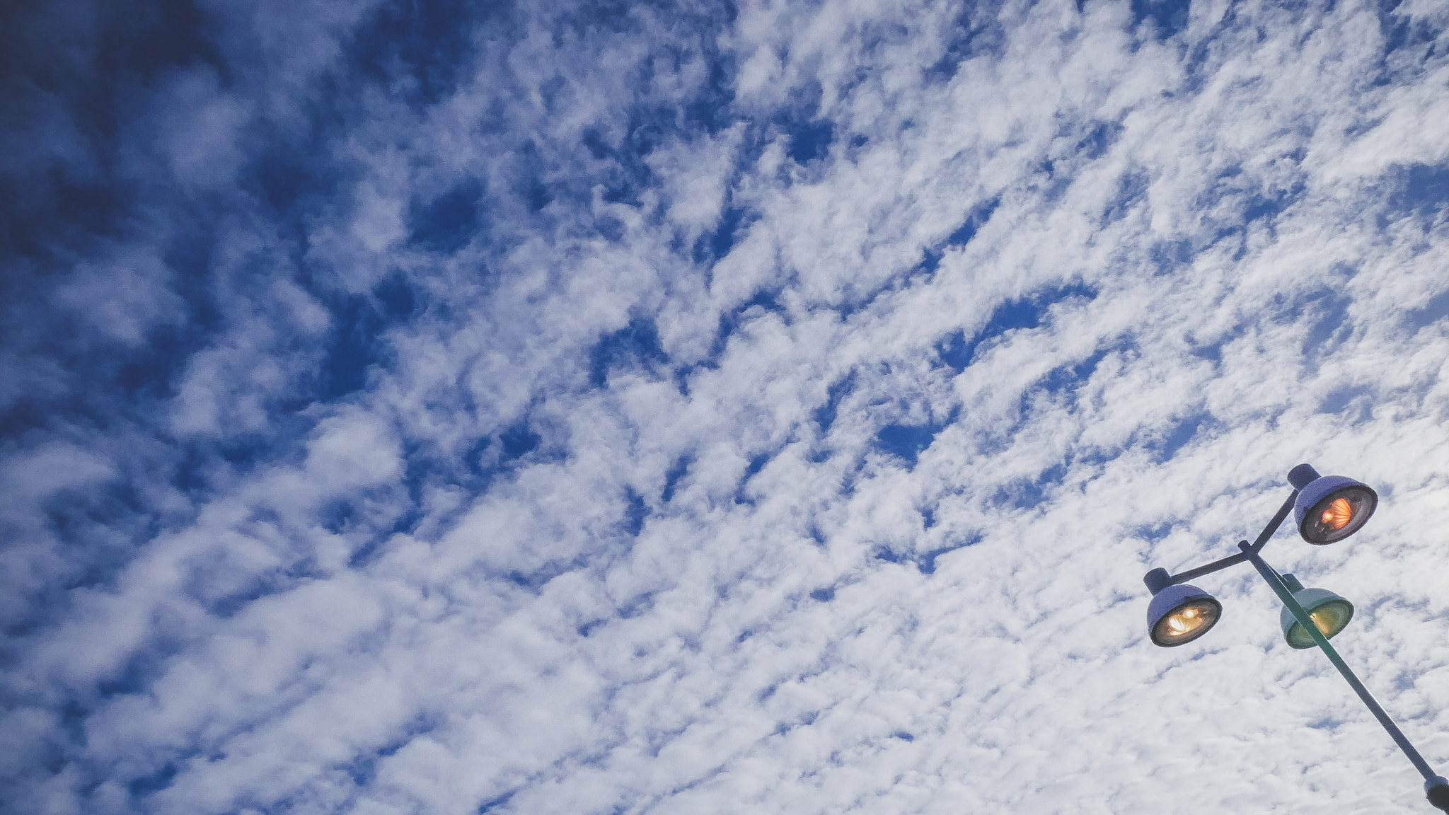 Panasonic Lumix DMC-G7 sample photo. Sky photography