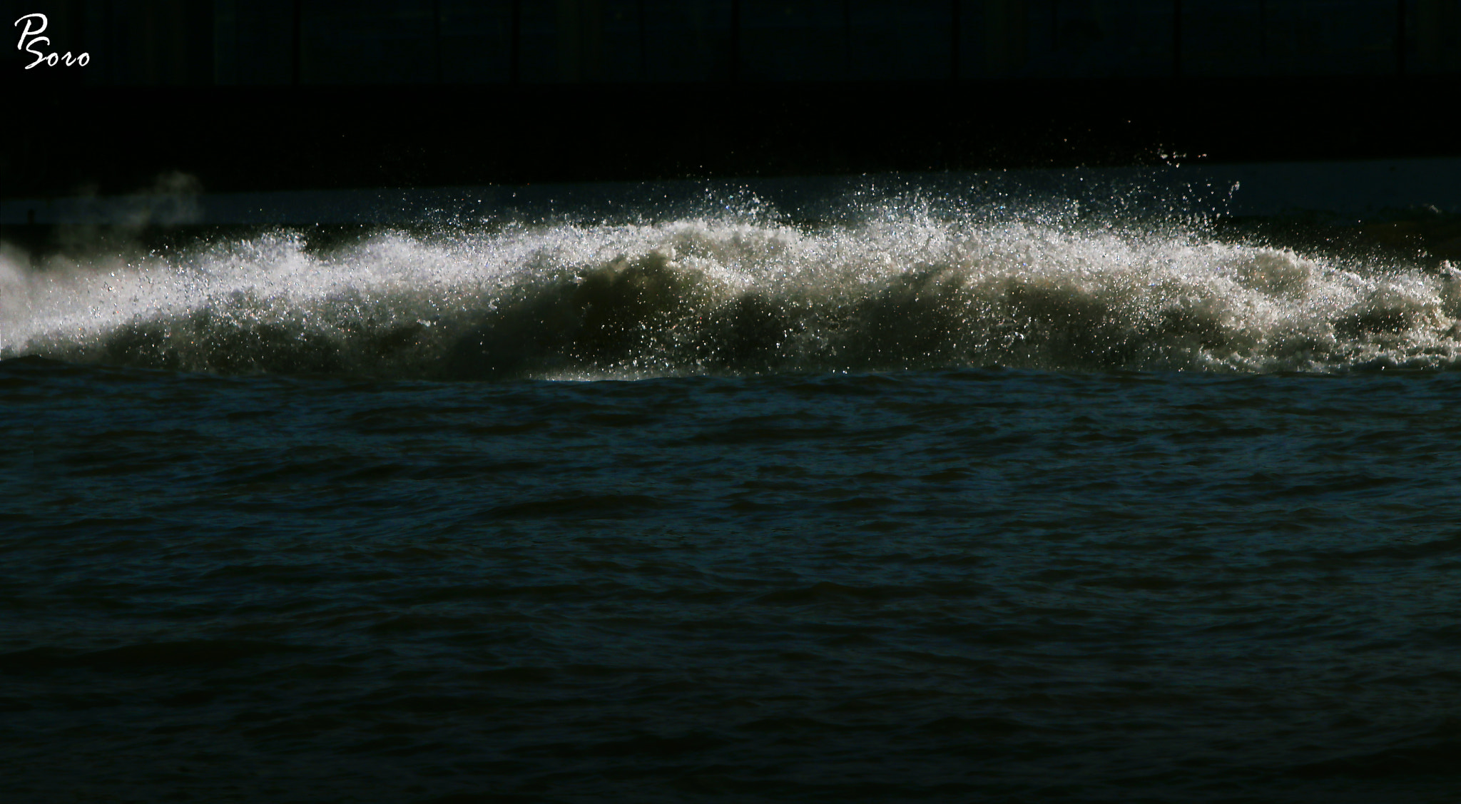Canon EF 70-200mm F2.8L IS USM sample photo. The wave in the moonlight... photography