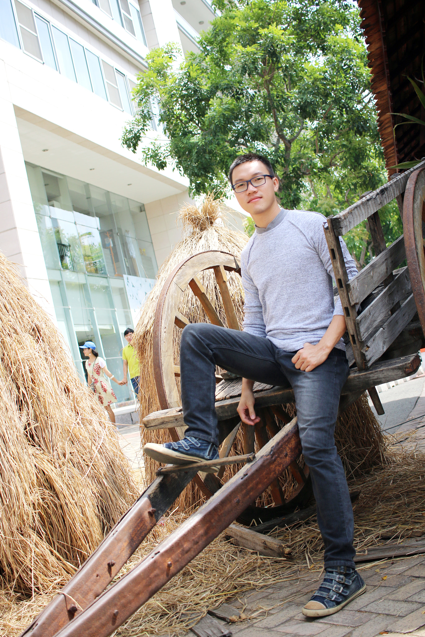 Canon EF-S 24mm F2.8 STM sample photo. Img photography