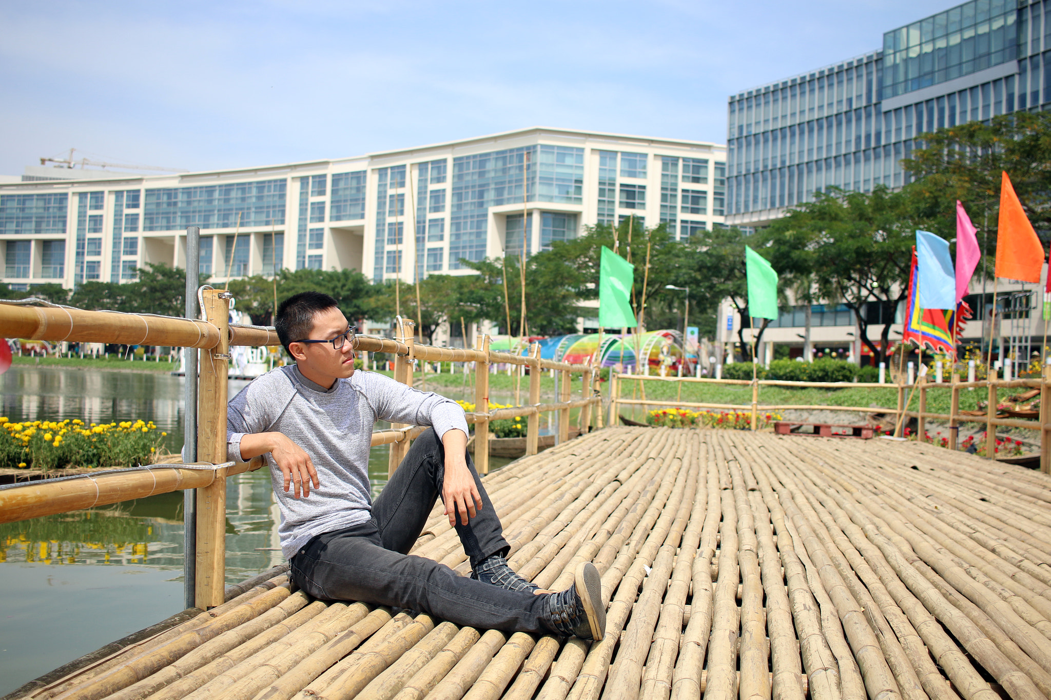 Canon EF-S 24mm F2.8 STM sample photo. Img photography