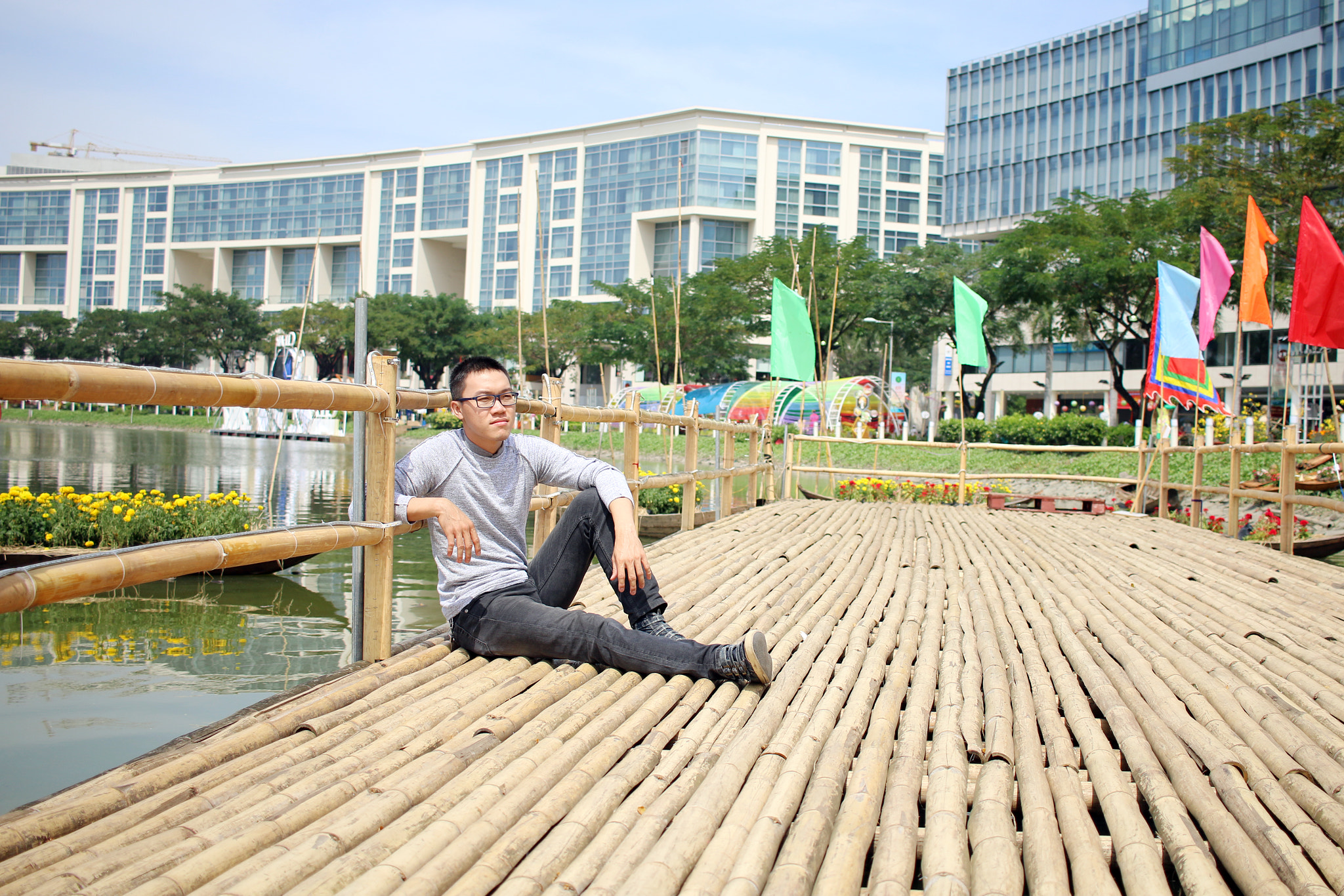 Canon EF-S 24mm F2.8 STM sample photo. Img photography