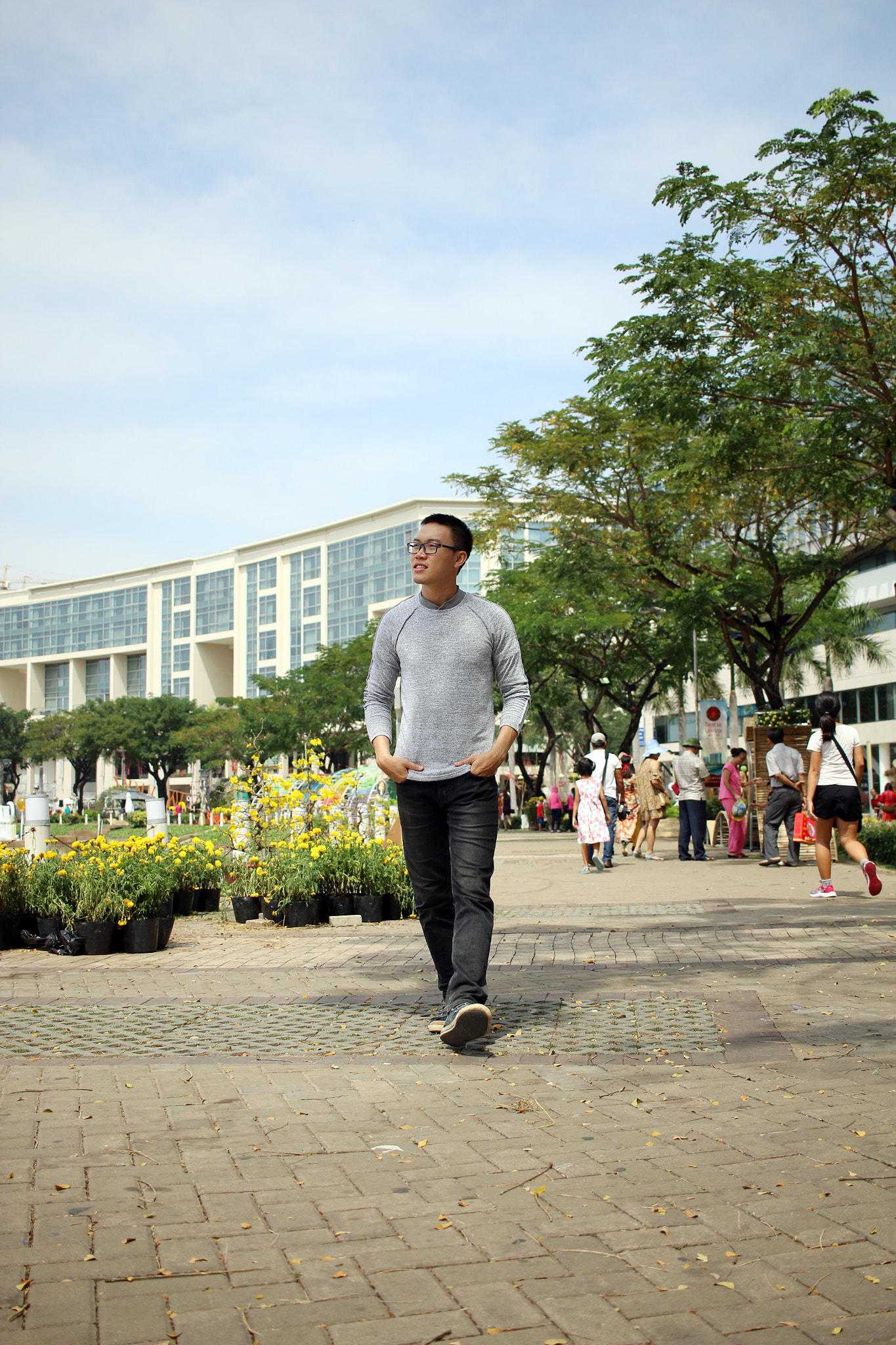 Canon EF-S 24mm F2.8 STM sample photo. Img photography