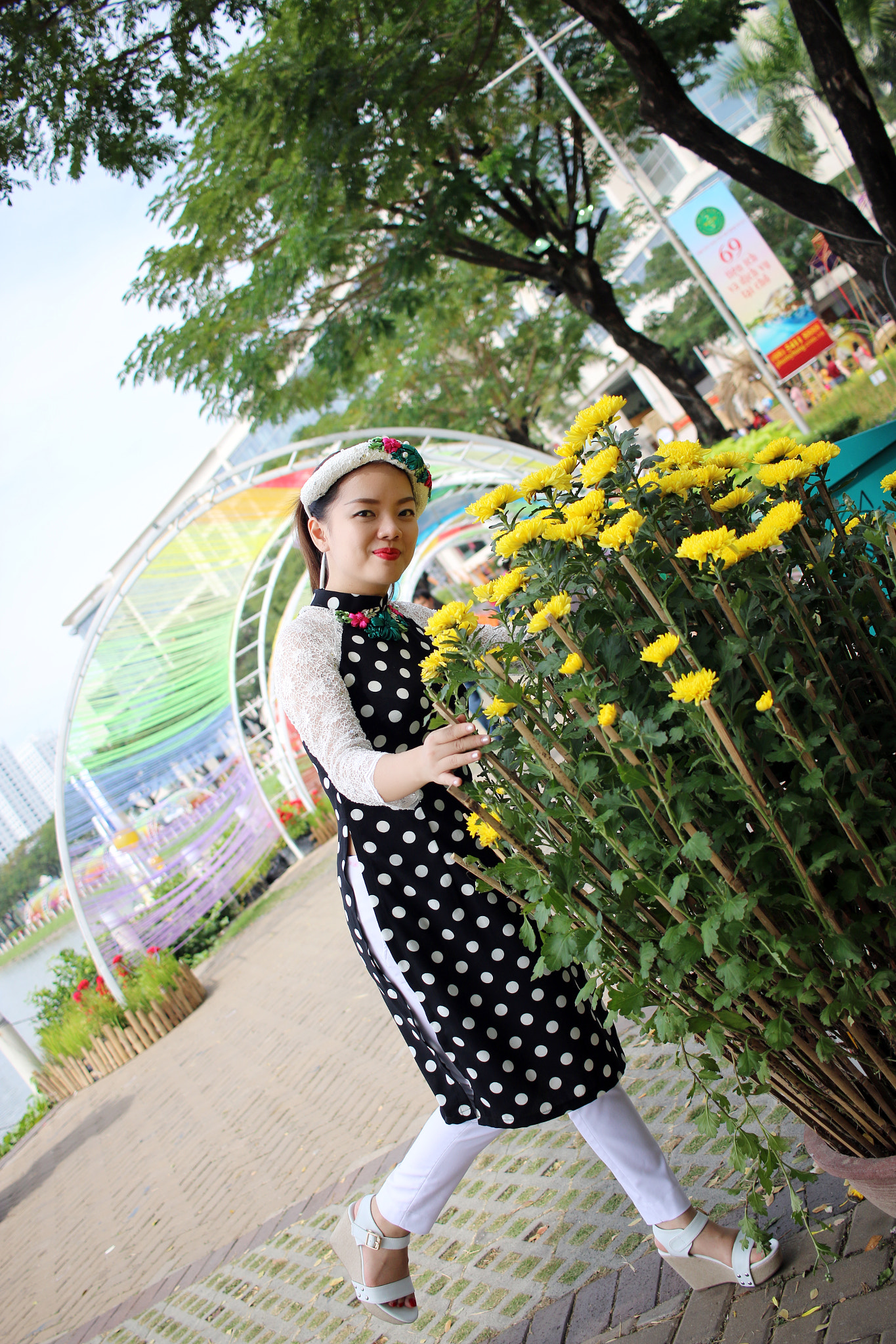 Canon EF-S 24mm F2.8 STM sample photo. Img photography