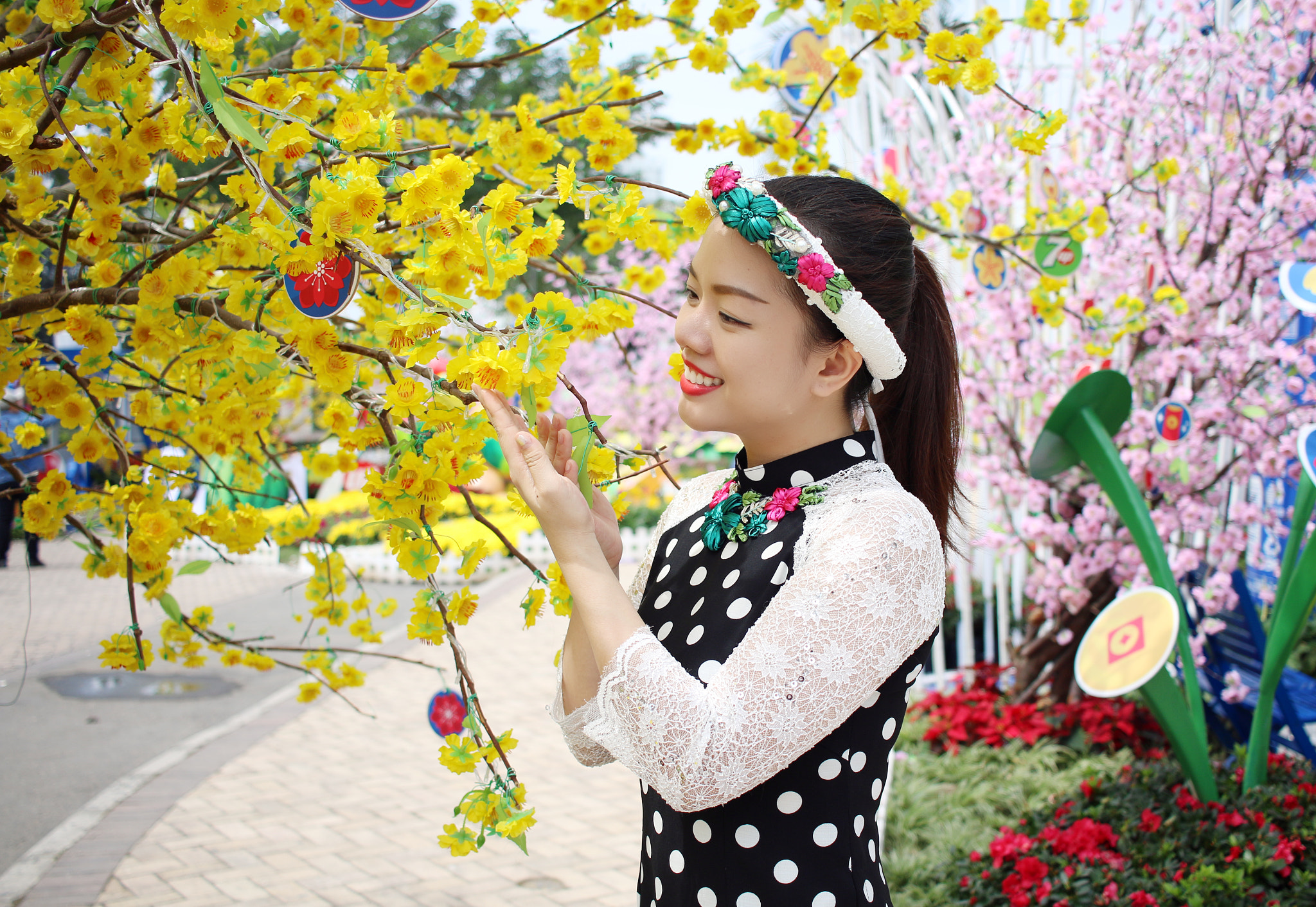 Canon EF-S 24mm F2.8 STM sample photo. Img photography
